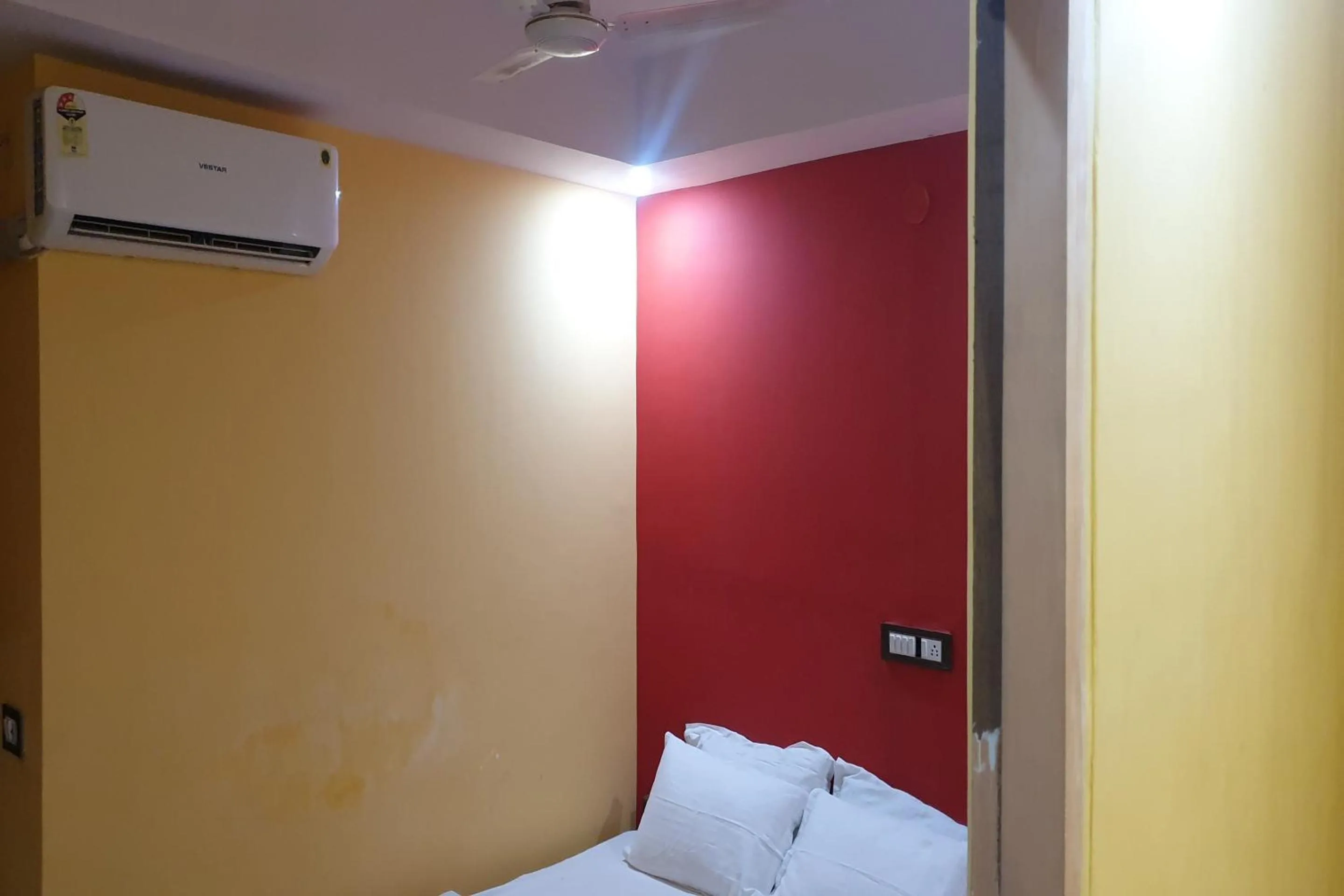 Bedroom, Bed in Hotel O Eleven