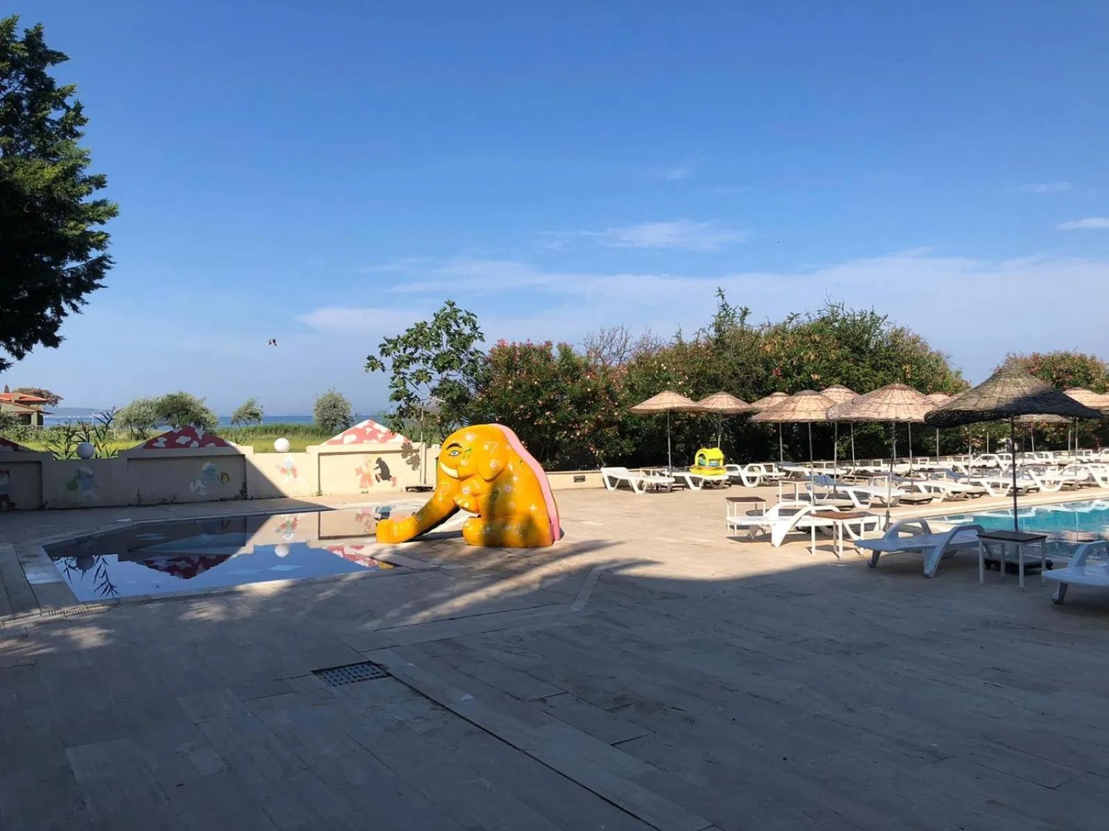 Swimming pool in AFYTOS ÖREN PARK MTK