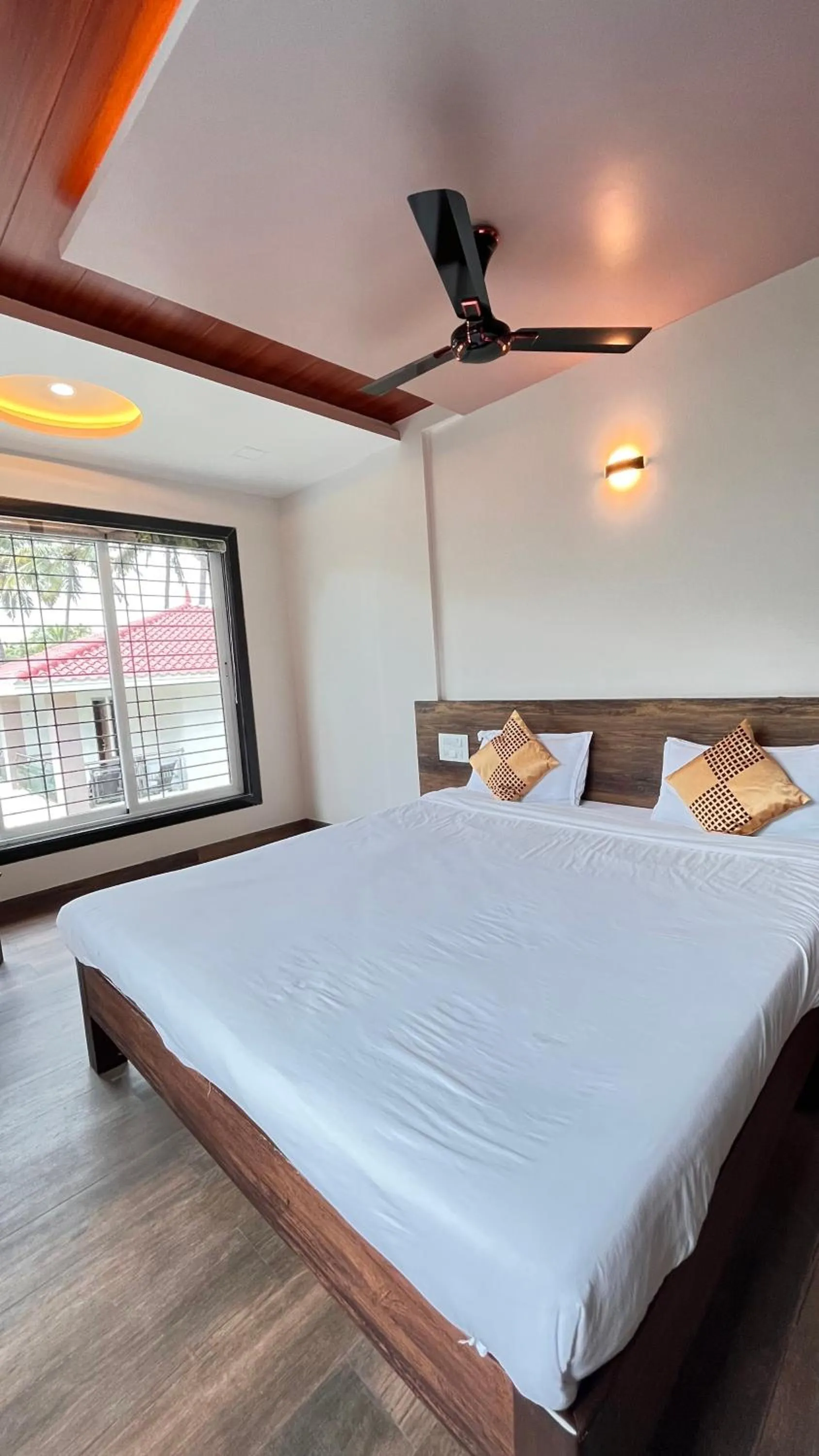 Photo of the whole room in Jimmy Beach Resort