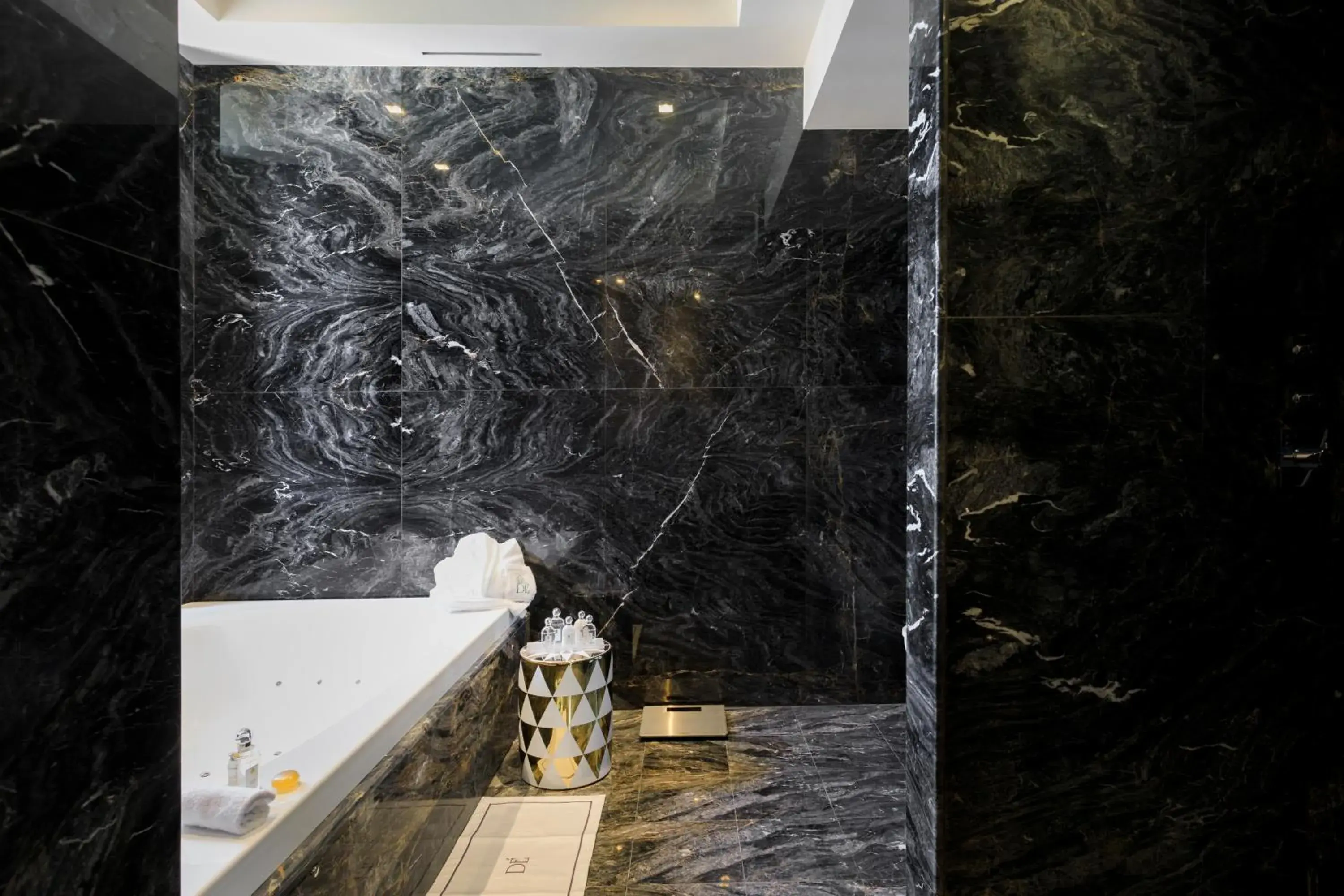 Quadruple Room in Grand Hotel Des Etrangers- The Leading Hotels of the World Quadruple Room in Grand Hotel Des Etrangers- The Leading Hotels of the World