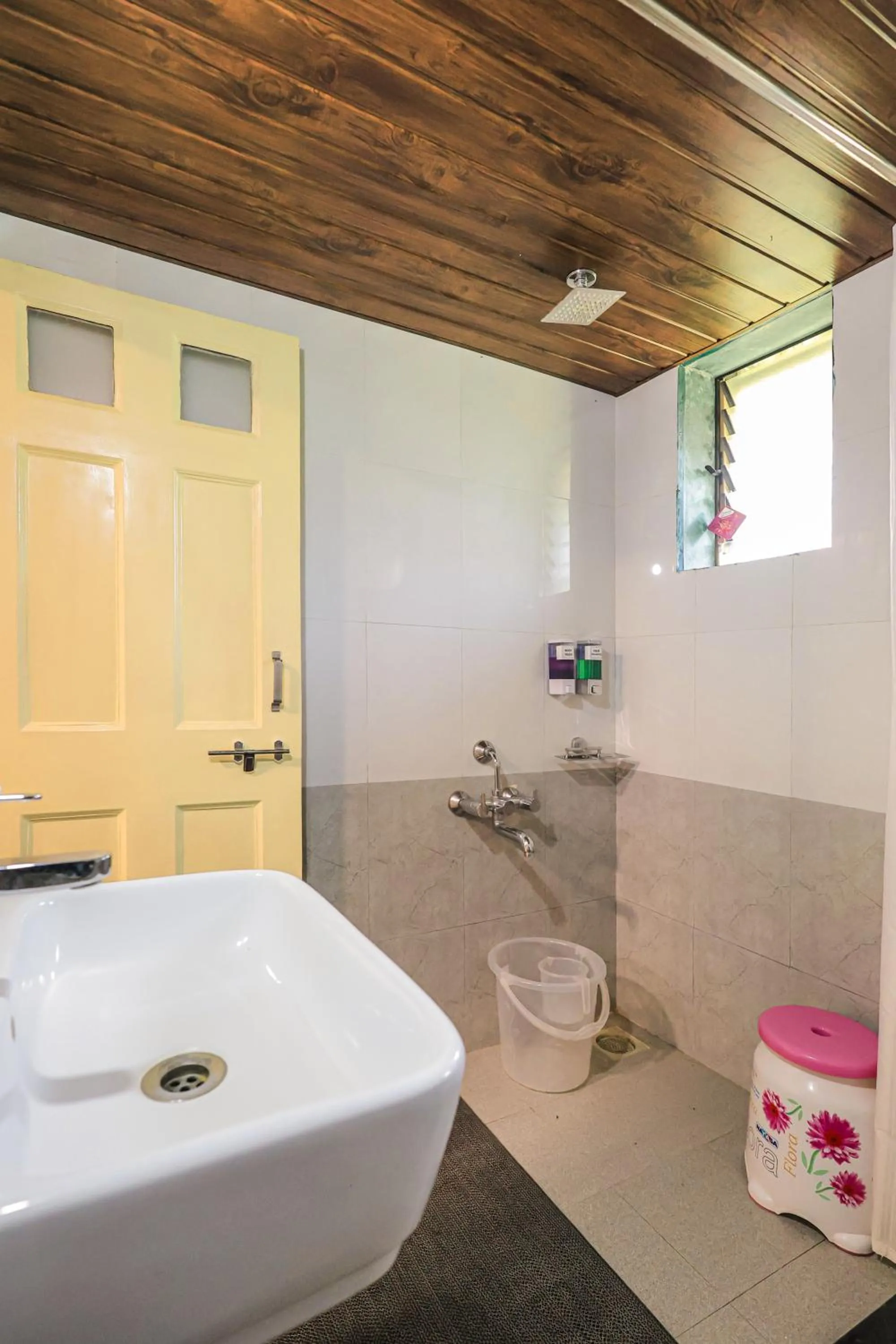 Bathroom in Kokanwadi Resort