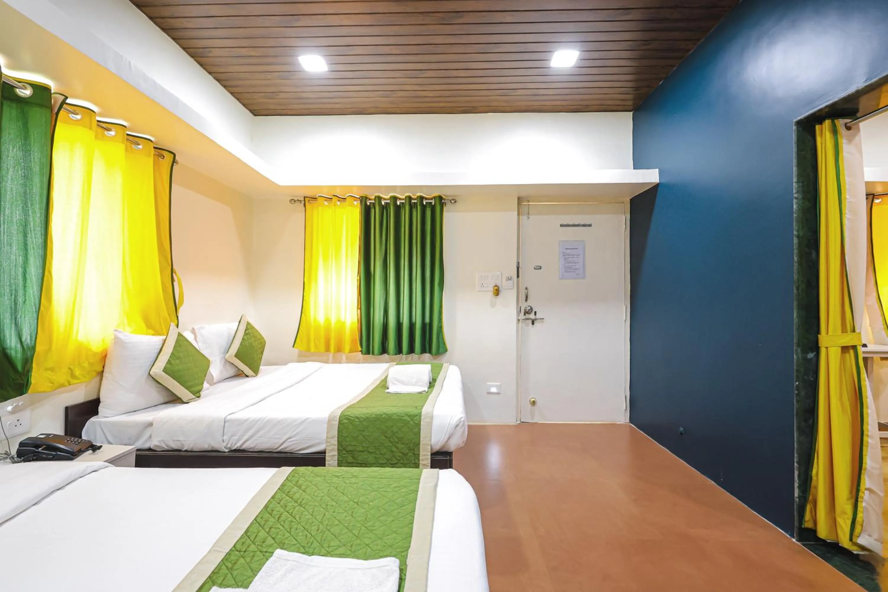 Facade/entrance, Bed in Kokanwadi Resort