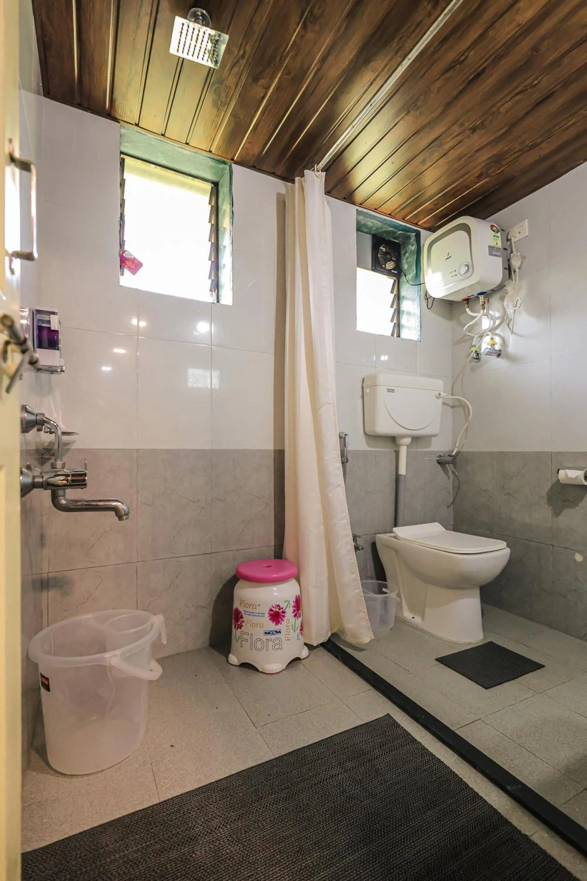 Toilet in Kokanwadi Resort