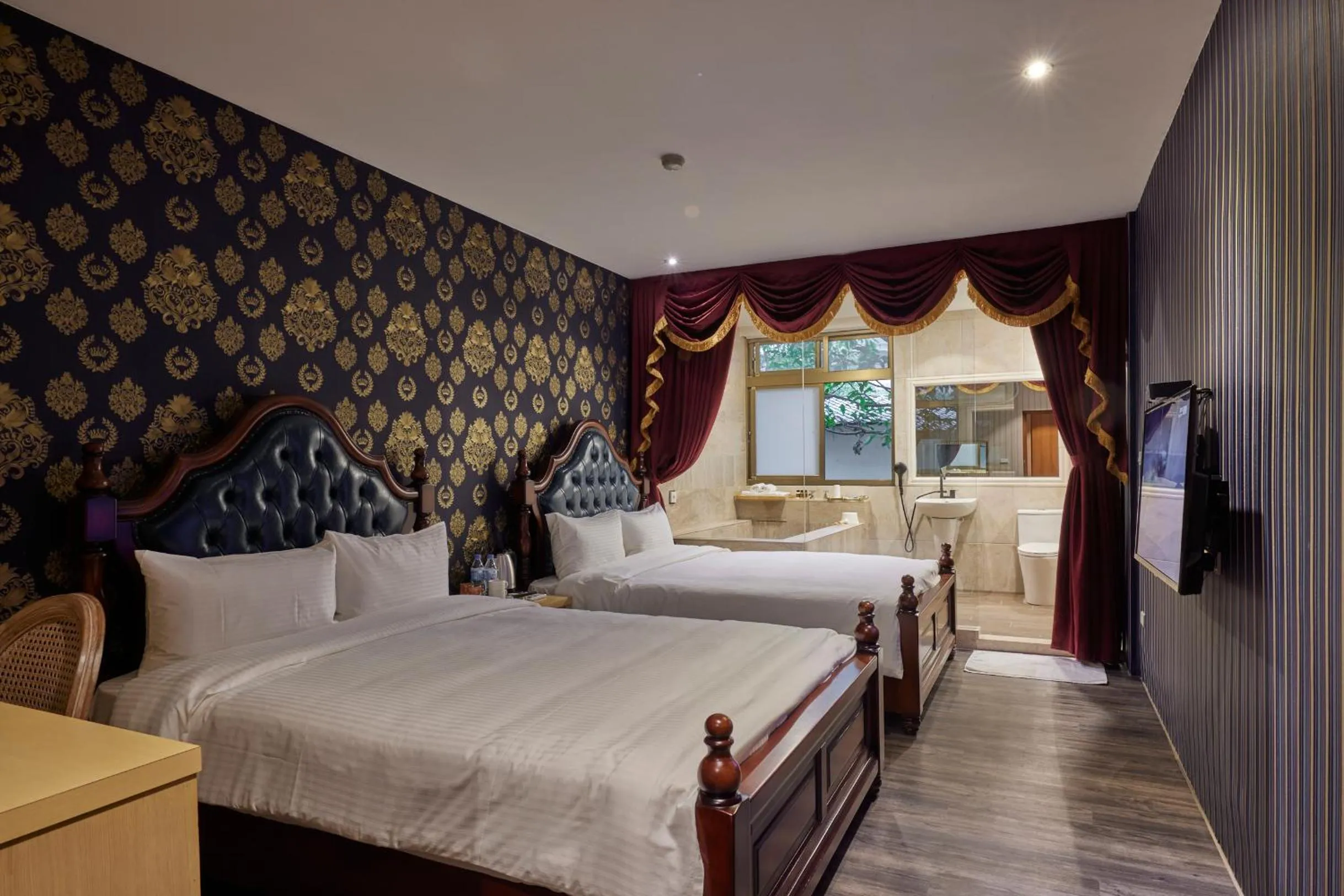 Photo of the whole room, Bed in Kyokusui Hotspring Hotel