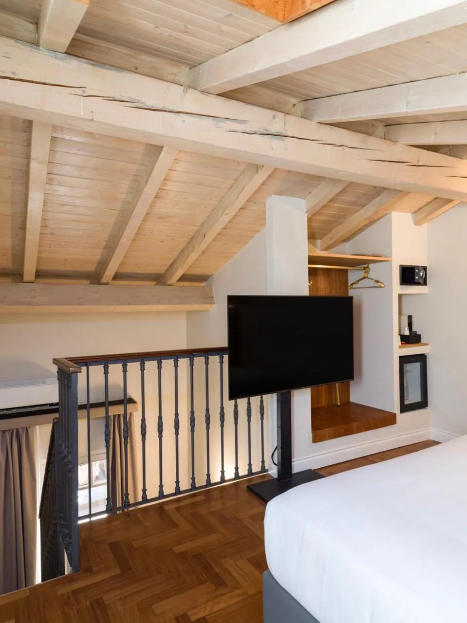 TV and multimedia, Bed in UNA Hotels One Catania