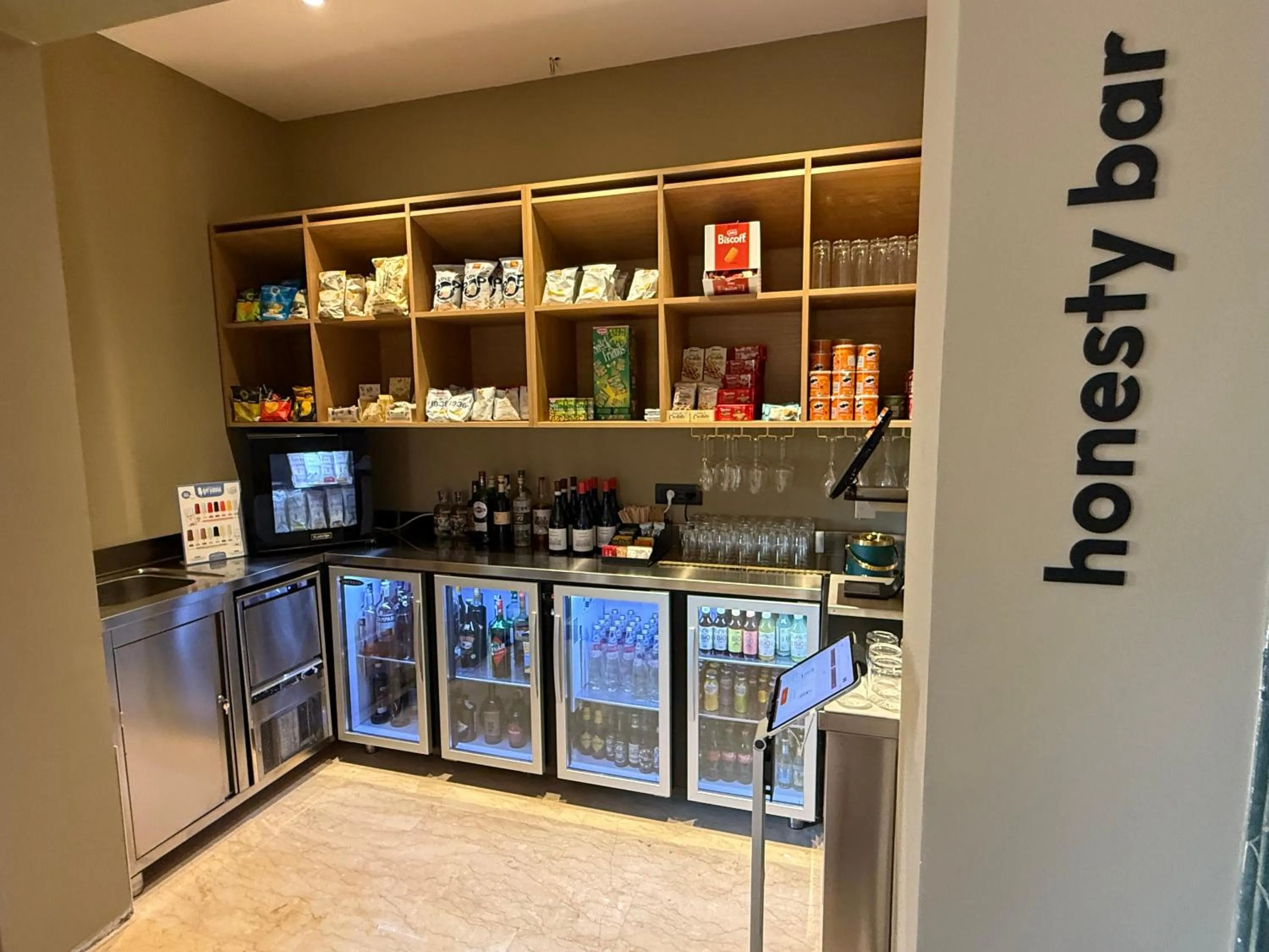 Restaurant/places to eat in UNA Hotels One Catania