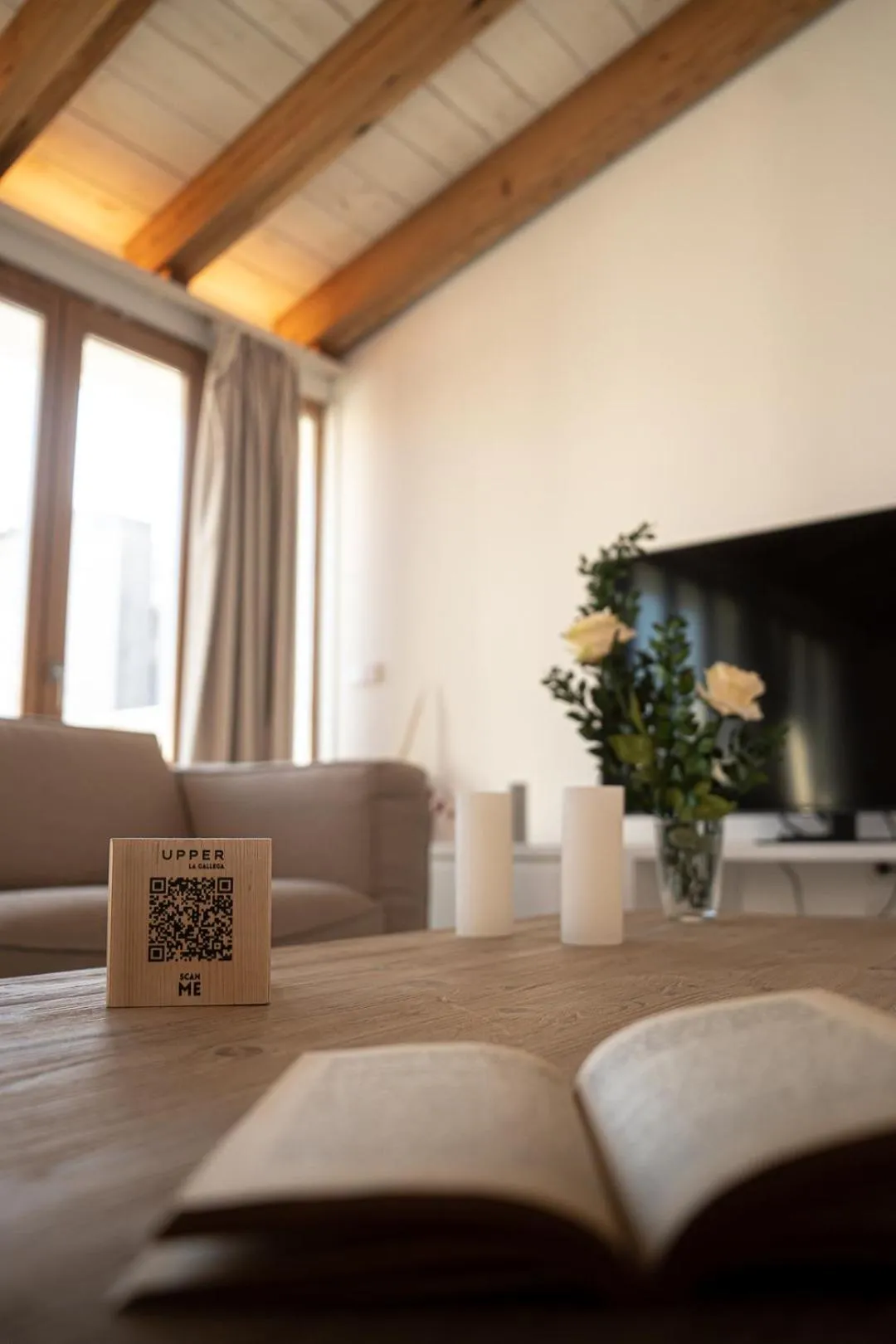 Living room in La Gallega by Upper Luxury Housing