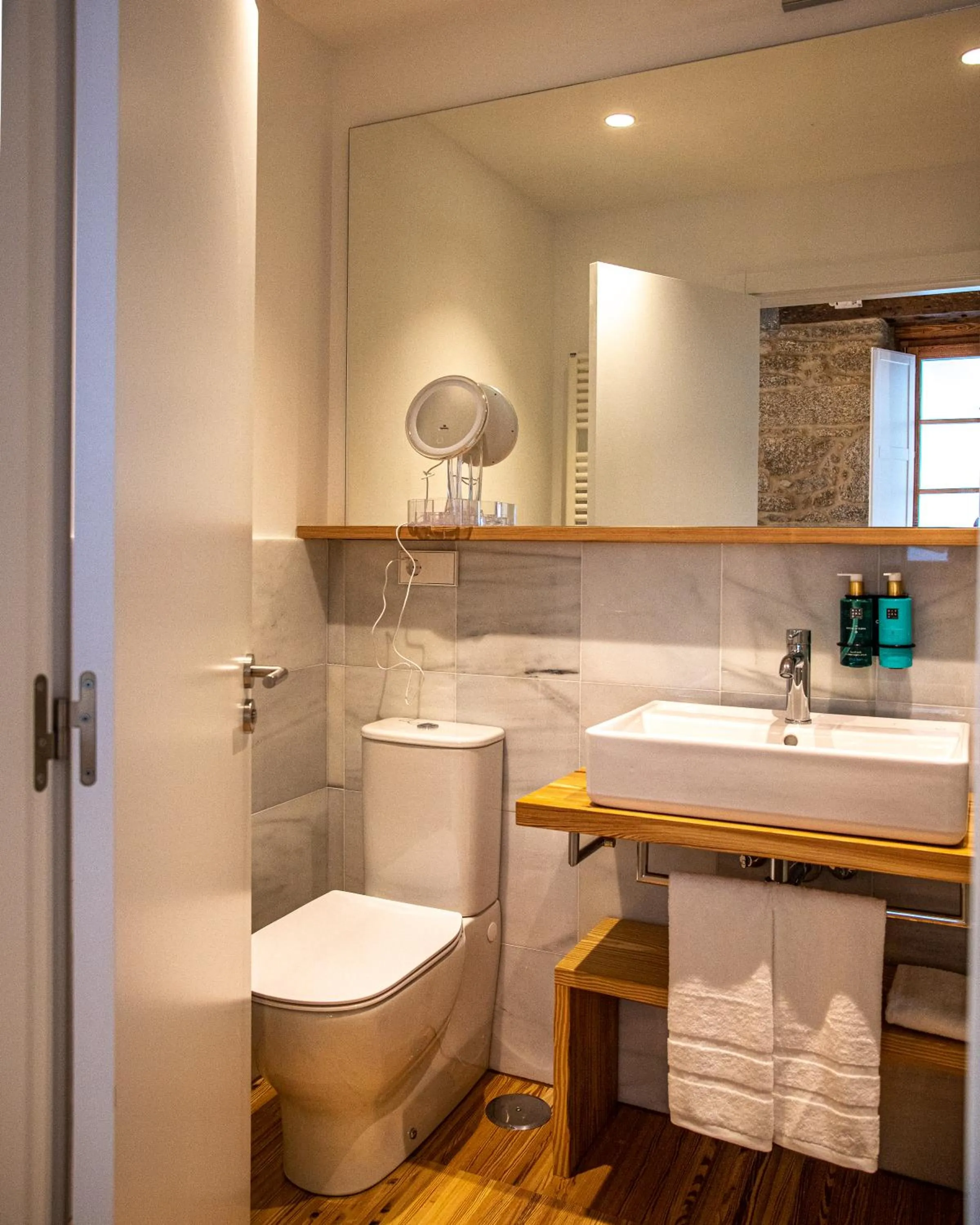 Bathroom in La Gallega by Upper Luxury Housing