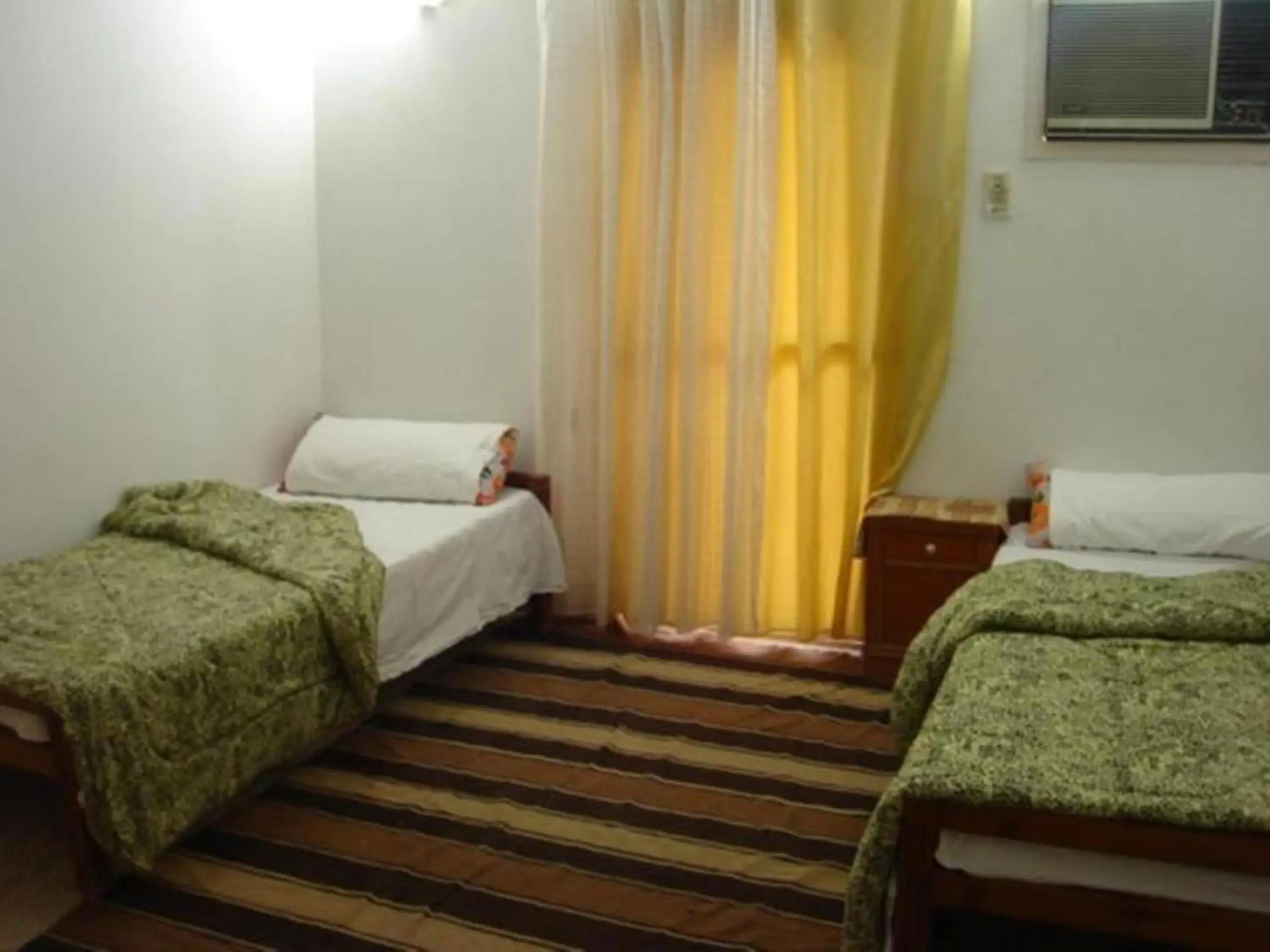 Deluxe Twin Room - single occupancy in Rose Guest House Deluxe Twin Room - single occupancy in Rose Guest House
