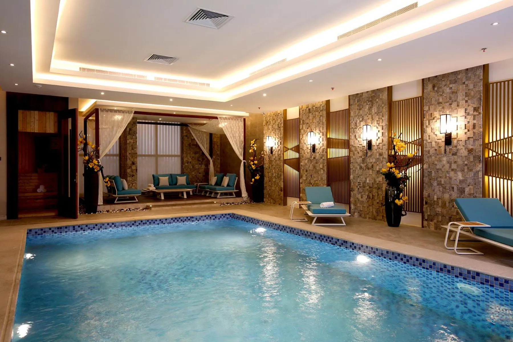 Swimming pool in Grand Plaza Hotel - Jazan
