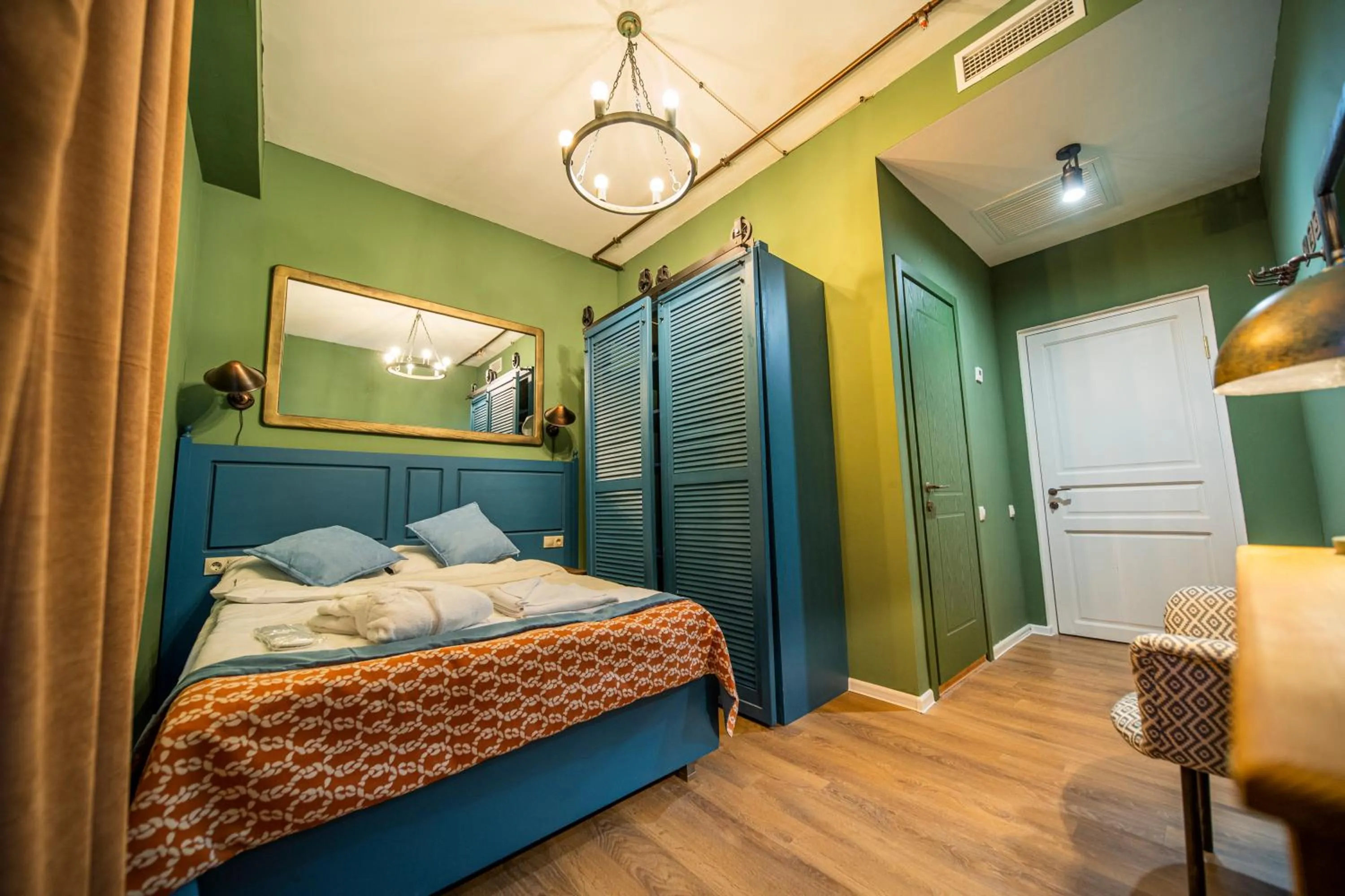 Bed in Raimond Palace Hotel