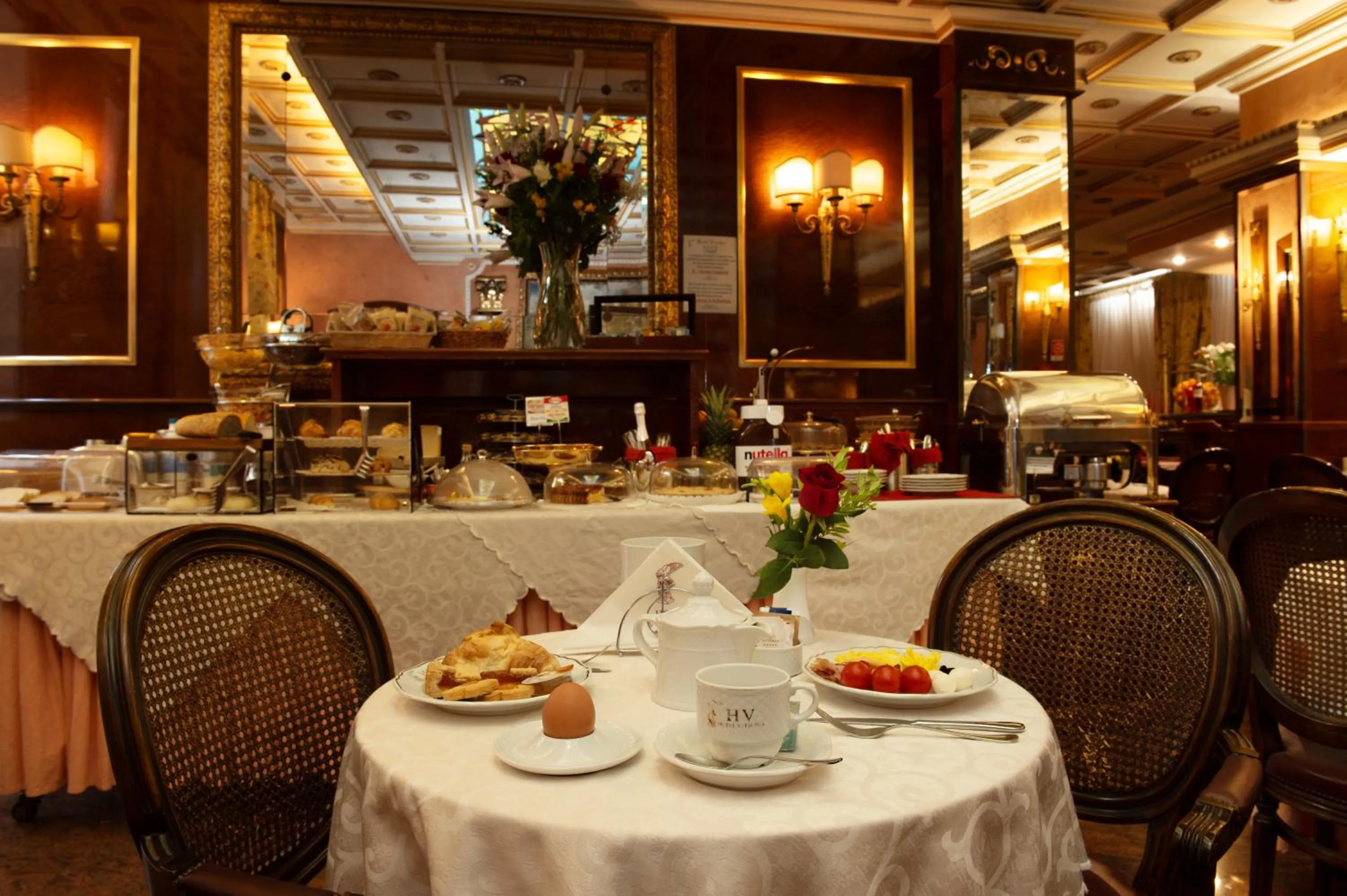 Restaurant/places to eat in Hotel Vittoria