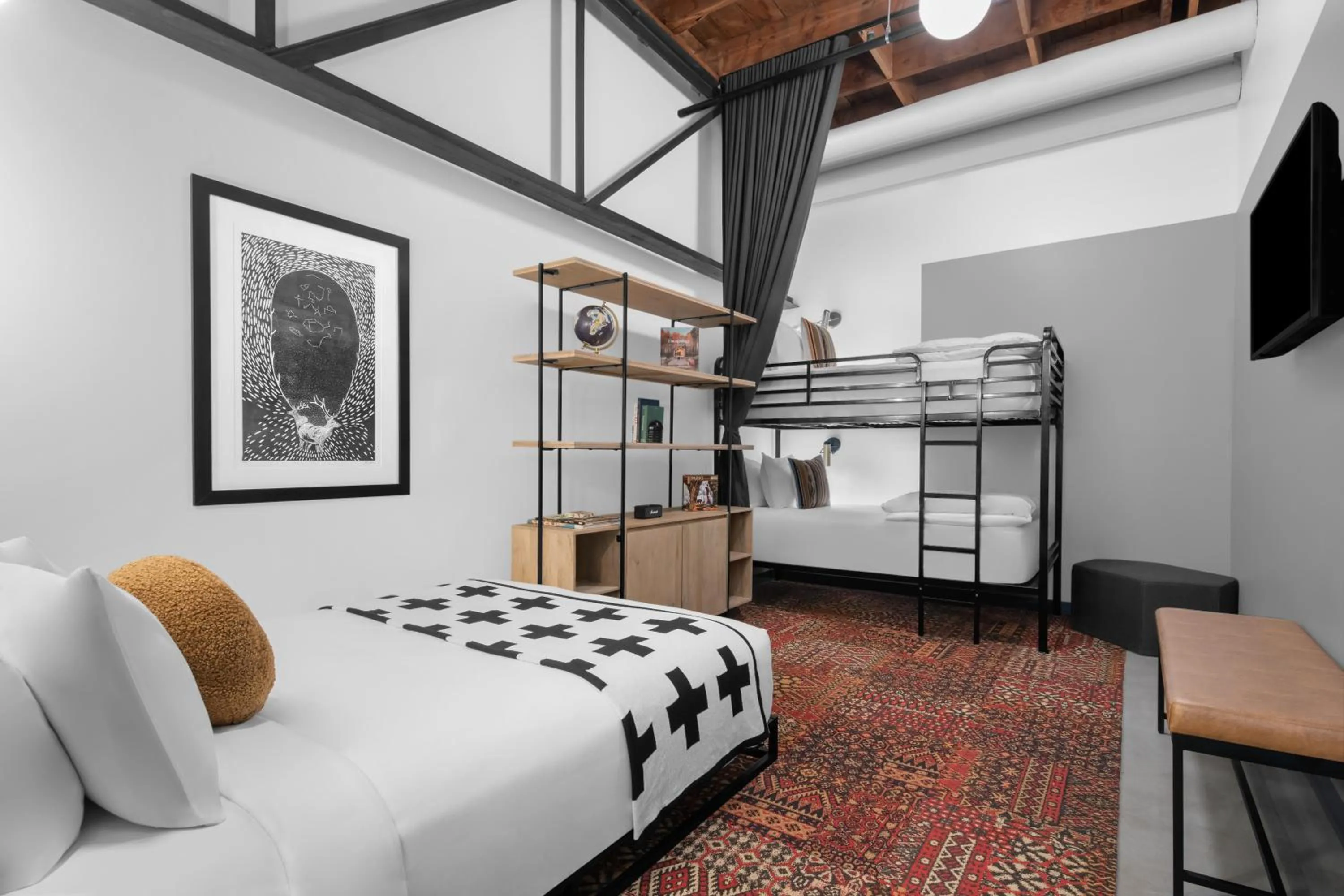 Bedroom, Bed in evo Hotel Salt Lake City