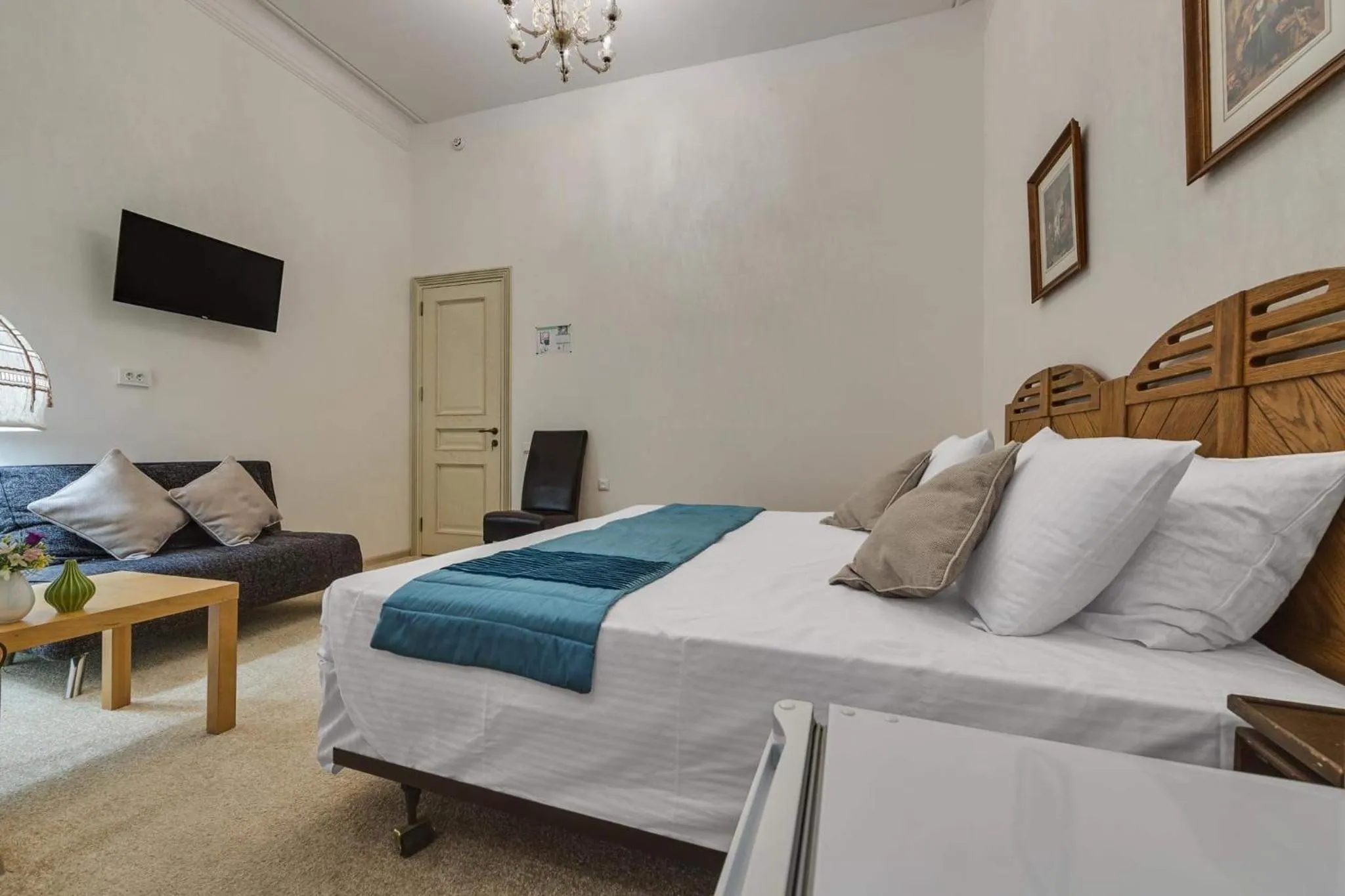 Bed in House 52 Boutique Hotel