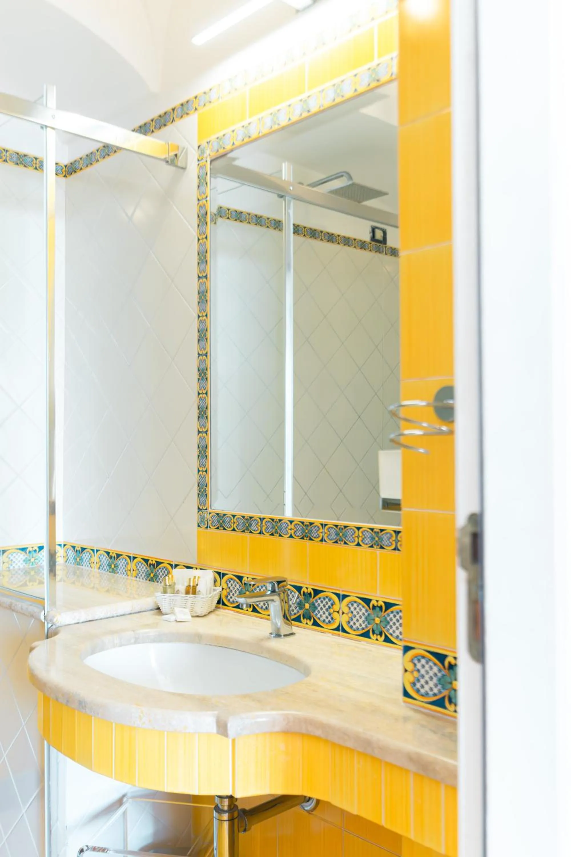 Bathroom in Hotel Conca d'Oro