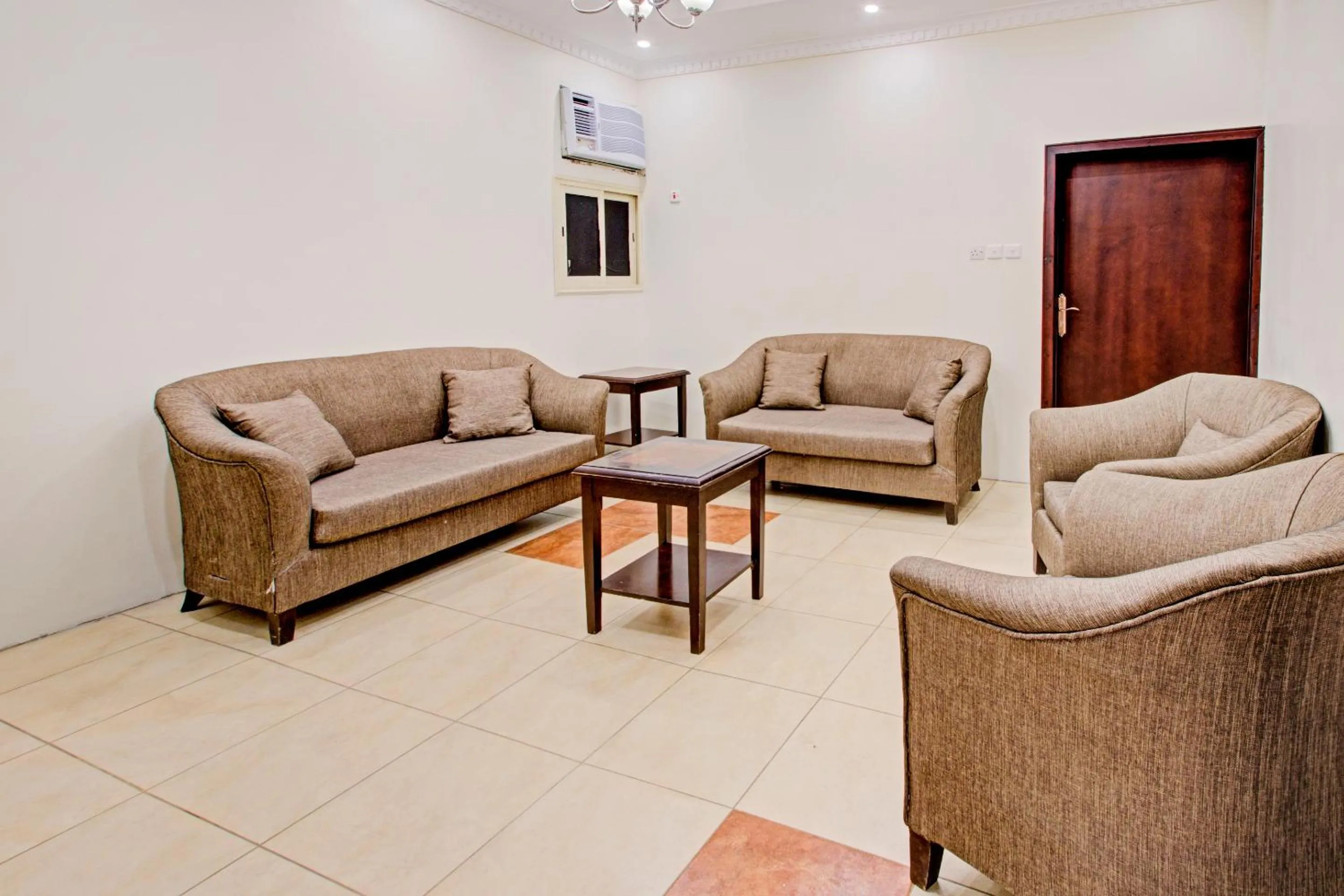Seating Area in OYO 601 Ibs For Residential Units