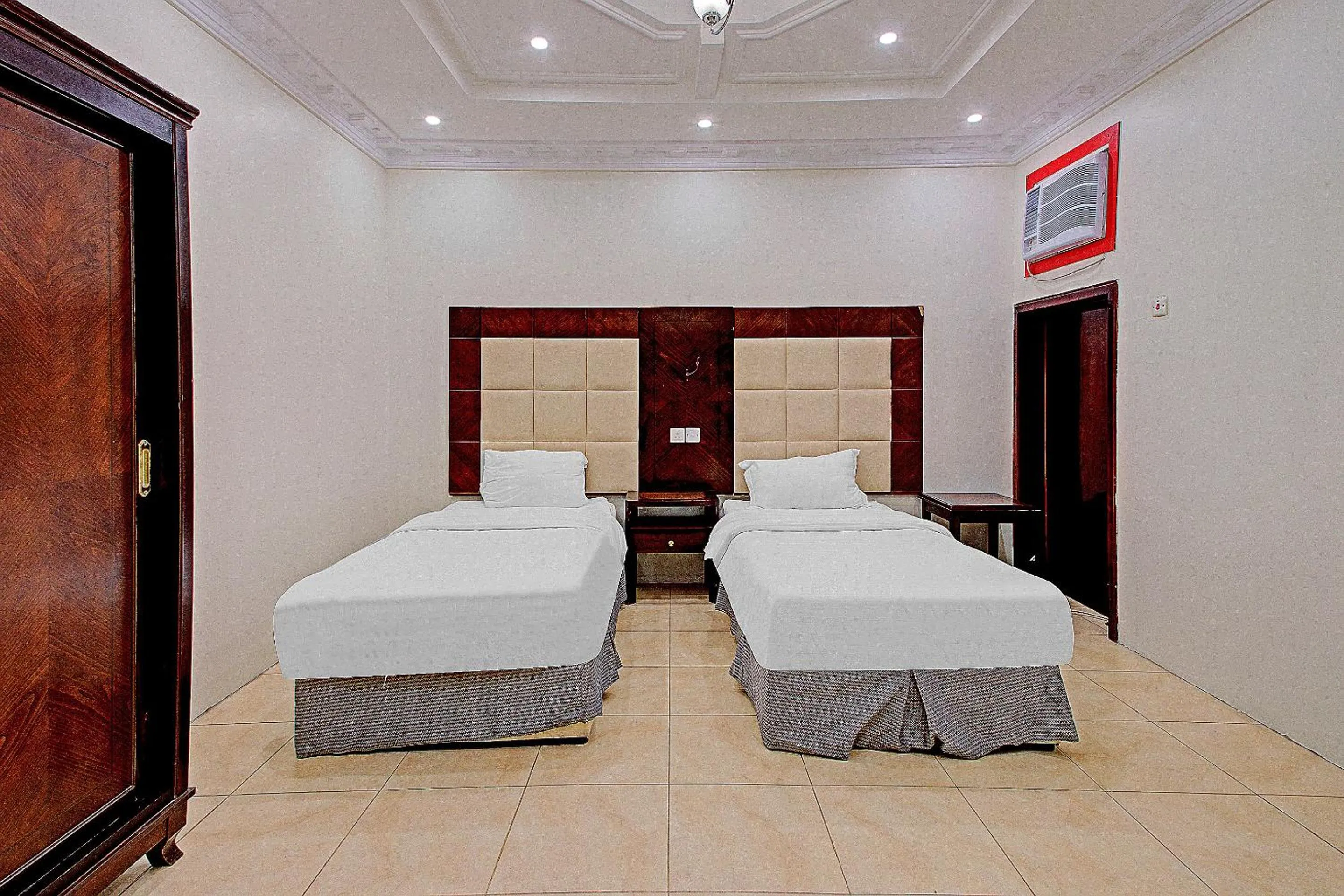 Photo of the whole room in OYO 601 Ibs For Residential Units