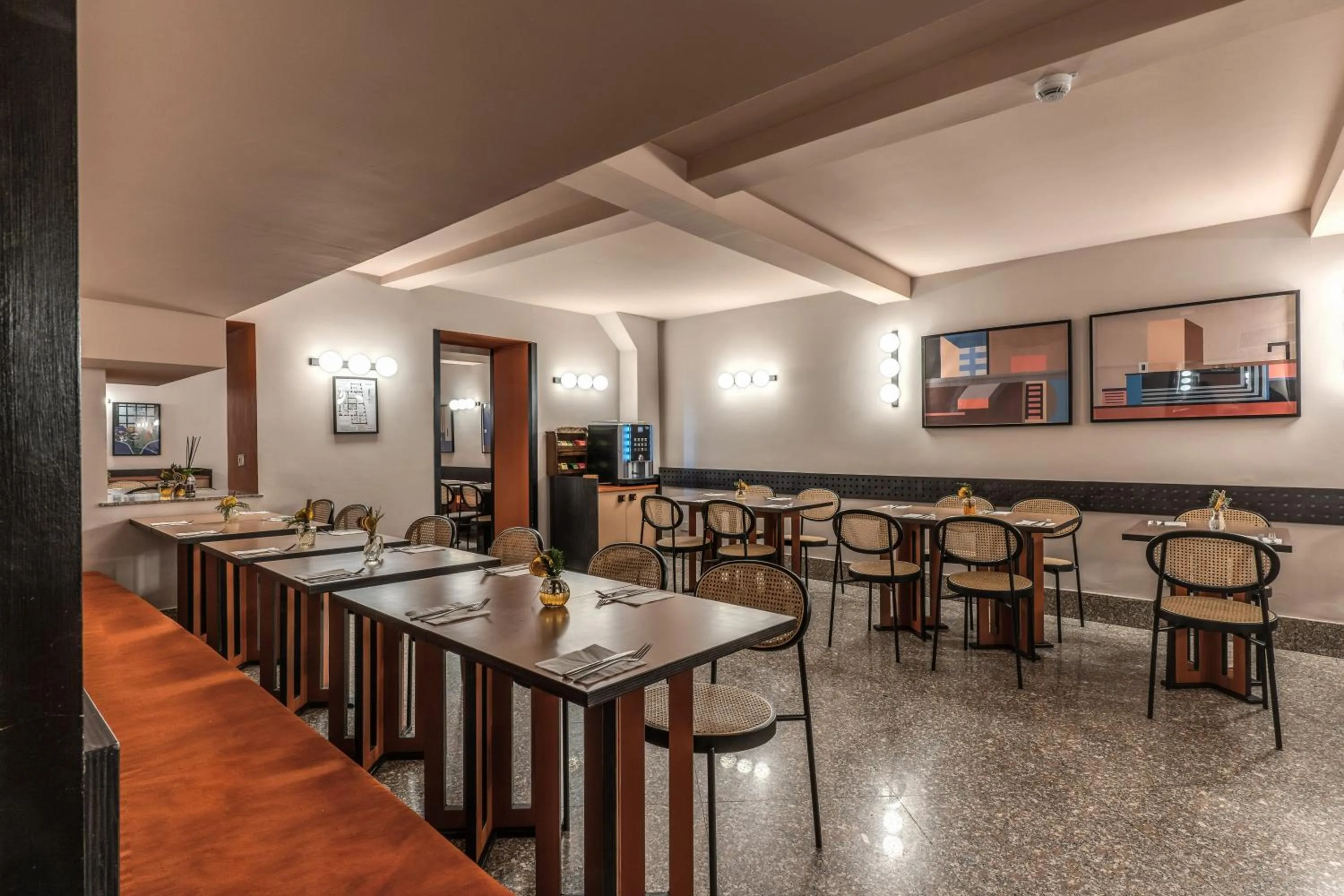 Breakfast in Madison Hotel