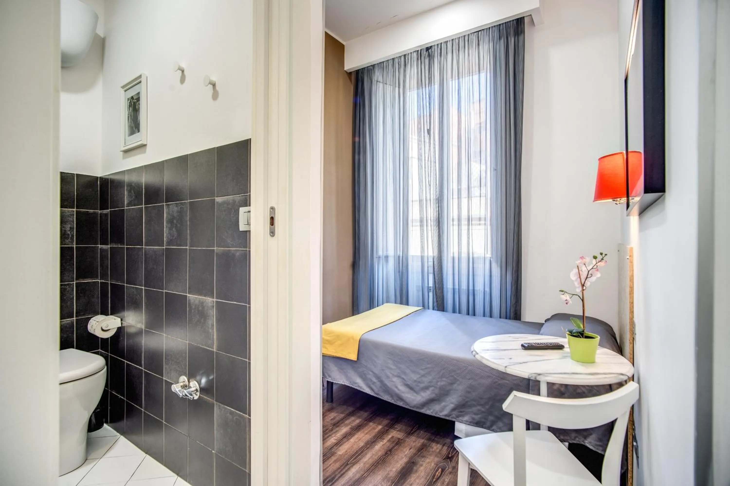 Bedroom, Bed in Hotel Seiler