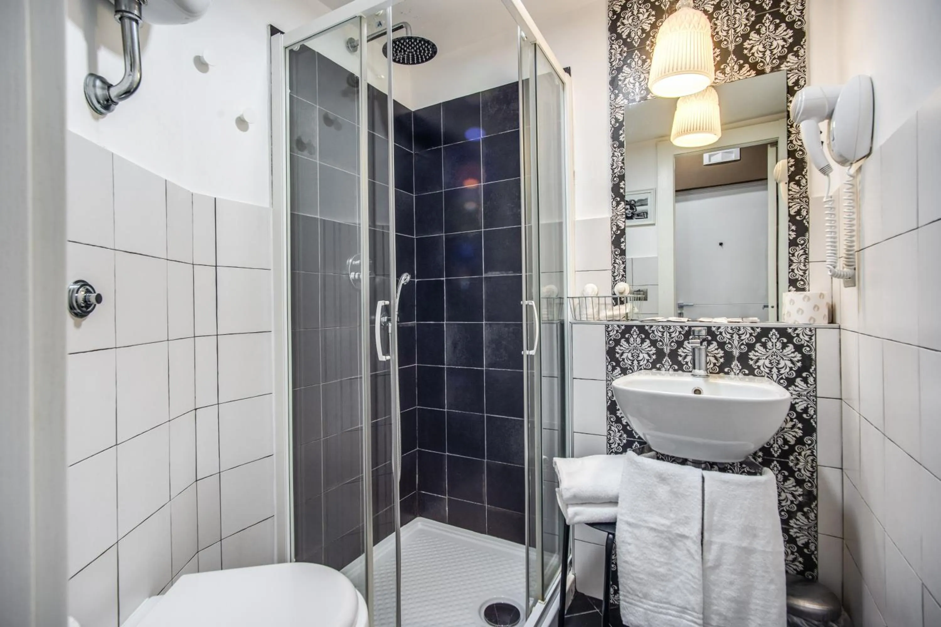 Bathroom in Hotel Seiler