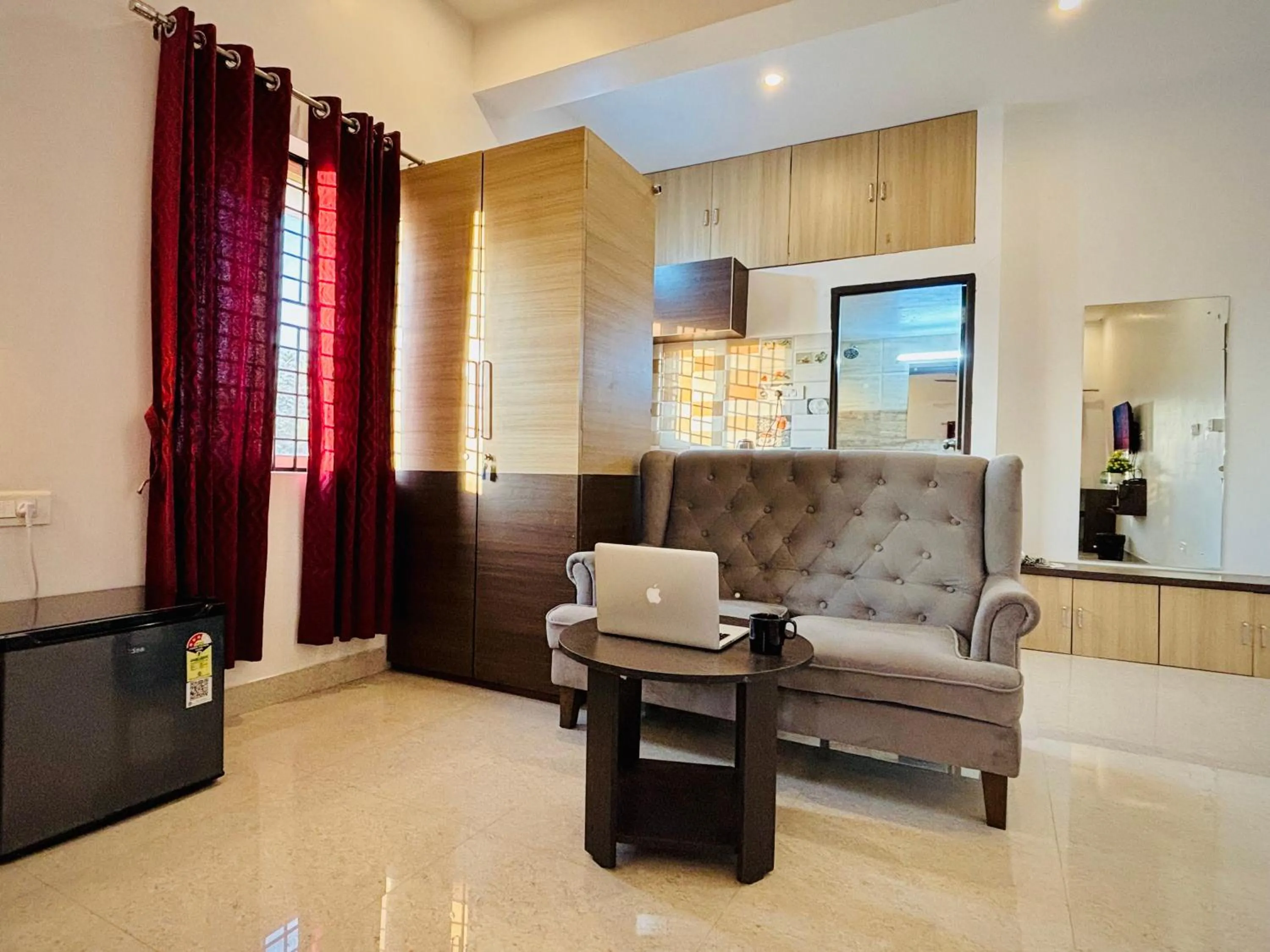 Living room in Sai Shreyas Residency, Boutique Hotel near Bangalore Airport