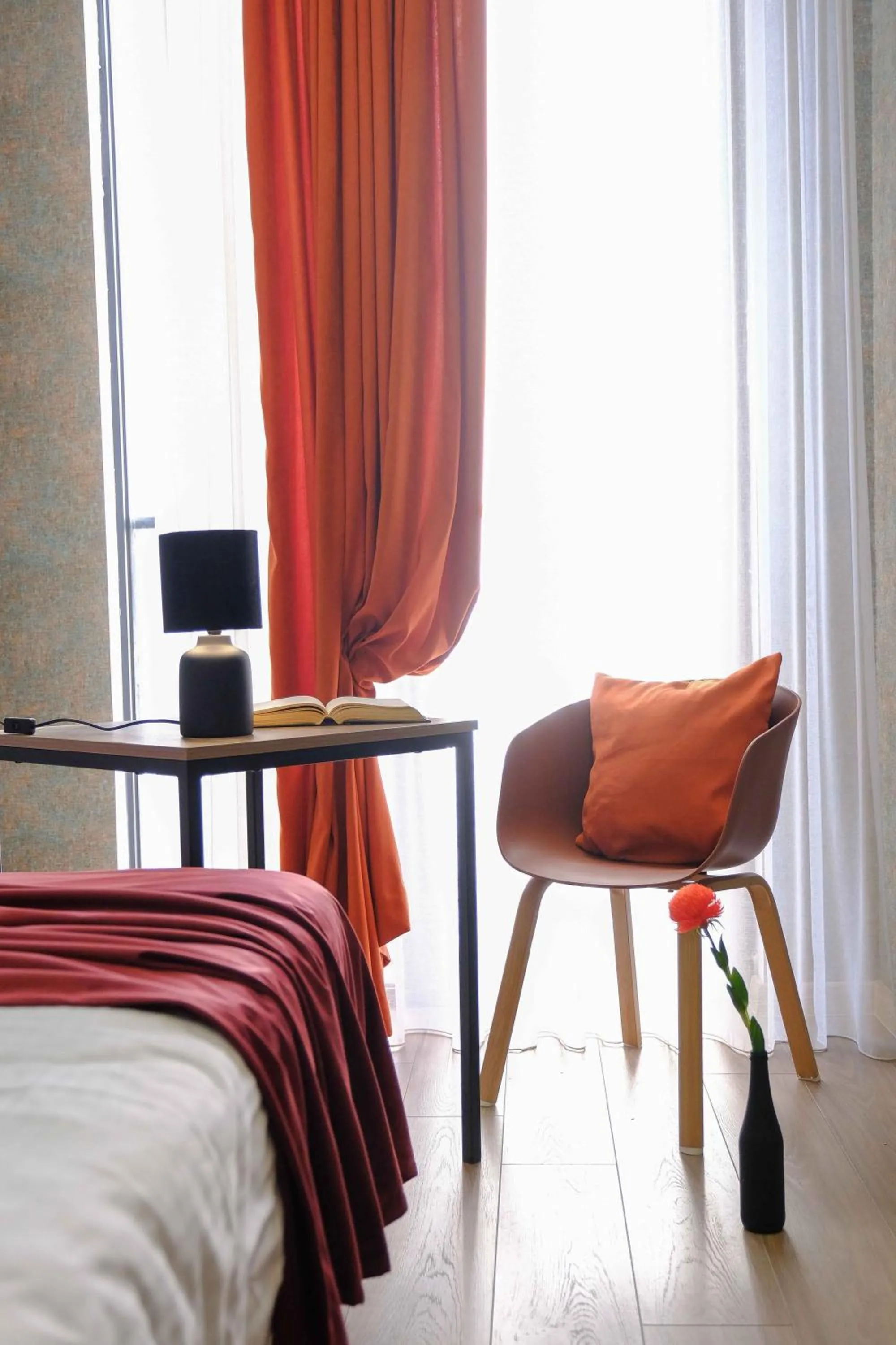 Bed in Round Garden Hotel