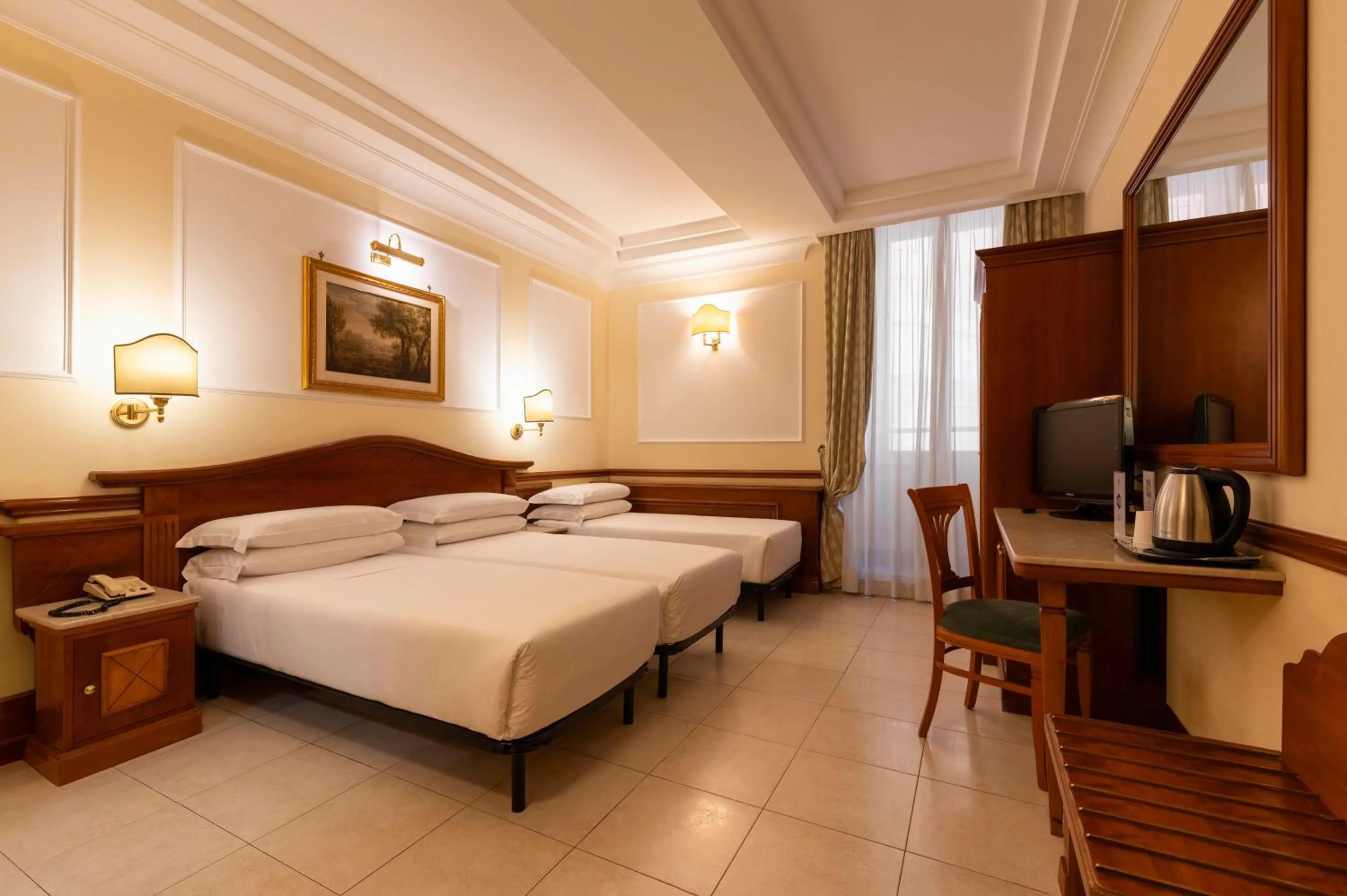 Photo of the whole room, Bed in Hotel Hiberia