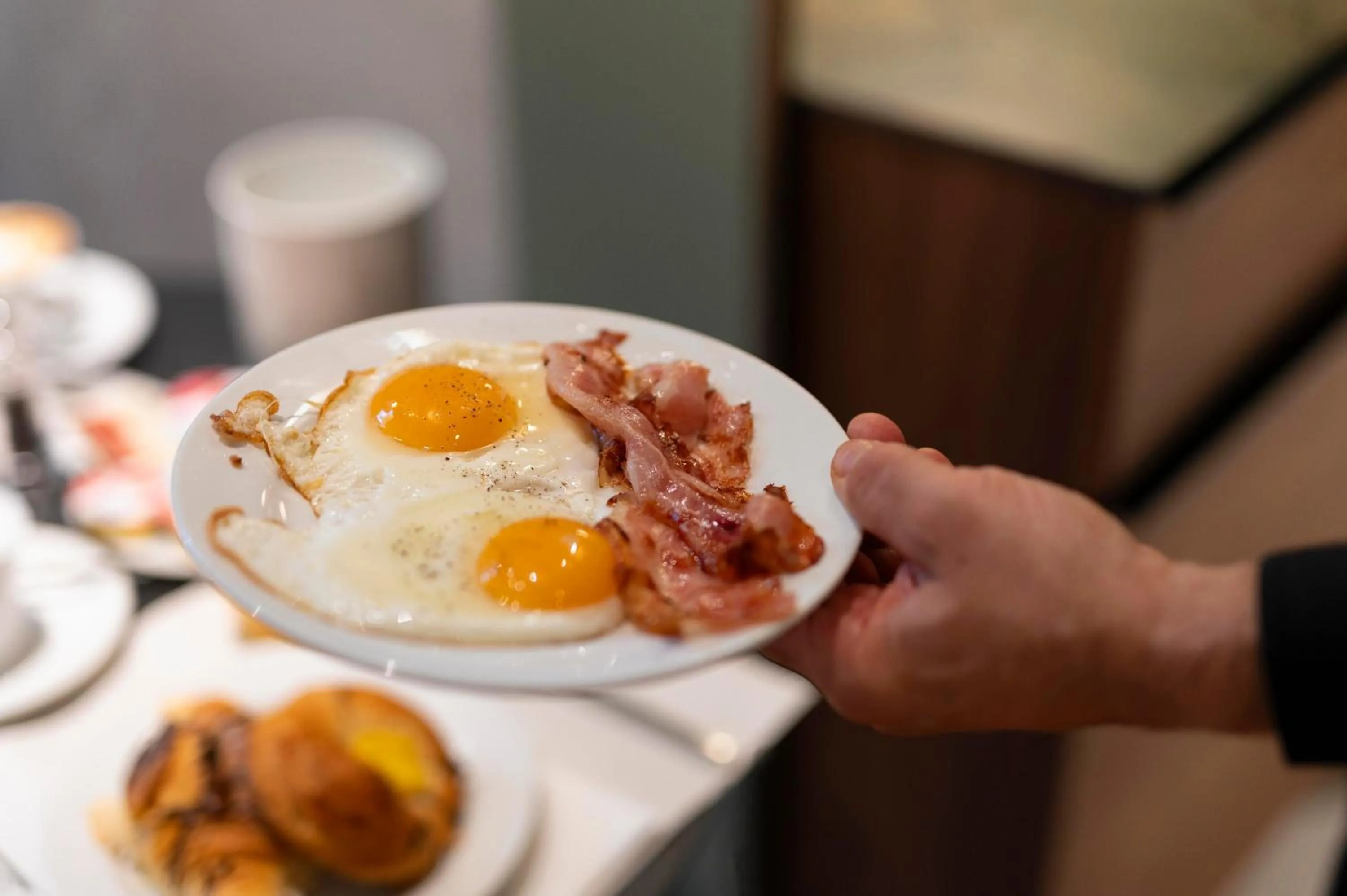 Food and drinks in Hotel Hiberia