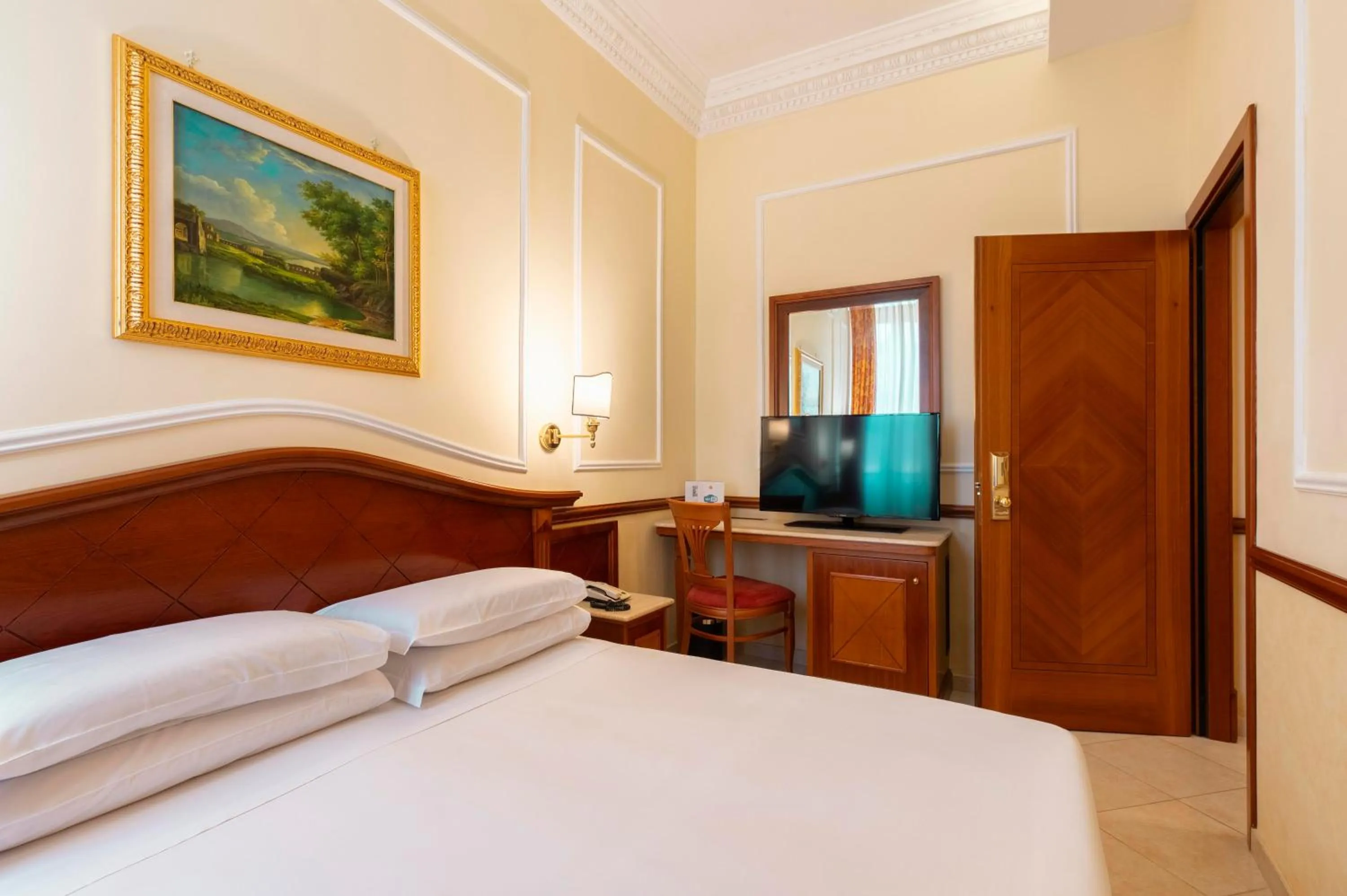 Bed in Hotel Hiberia