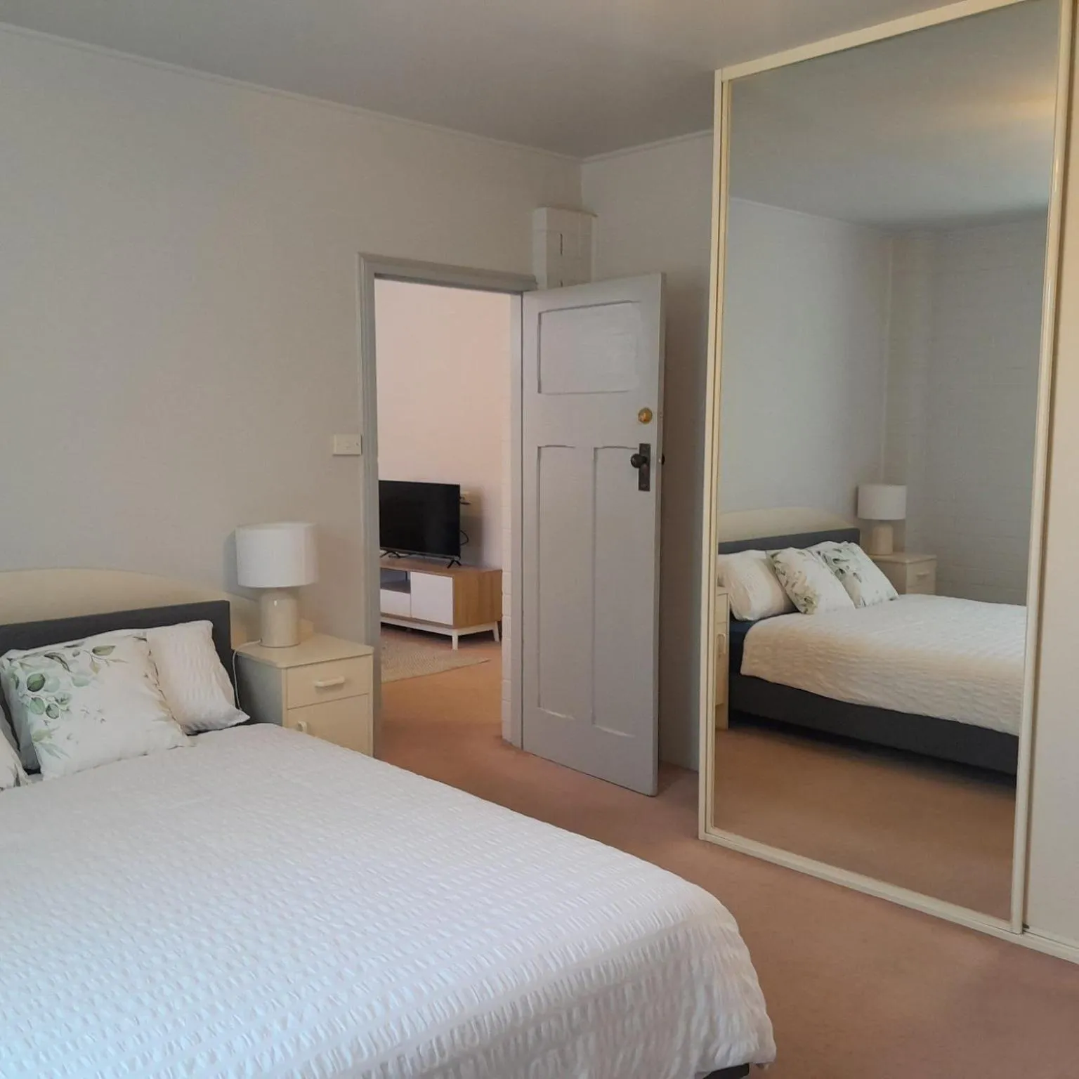 Bed in Peterborough Motel