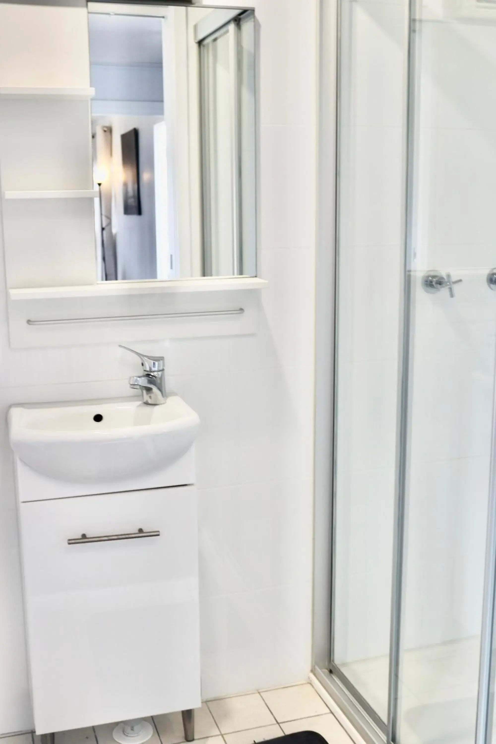 King Studio with Sofa Bed in The Commercial Hotel Wallerawang King Studio with Sofa Bed in The Commercial Hotel Wallerawang