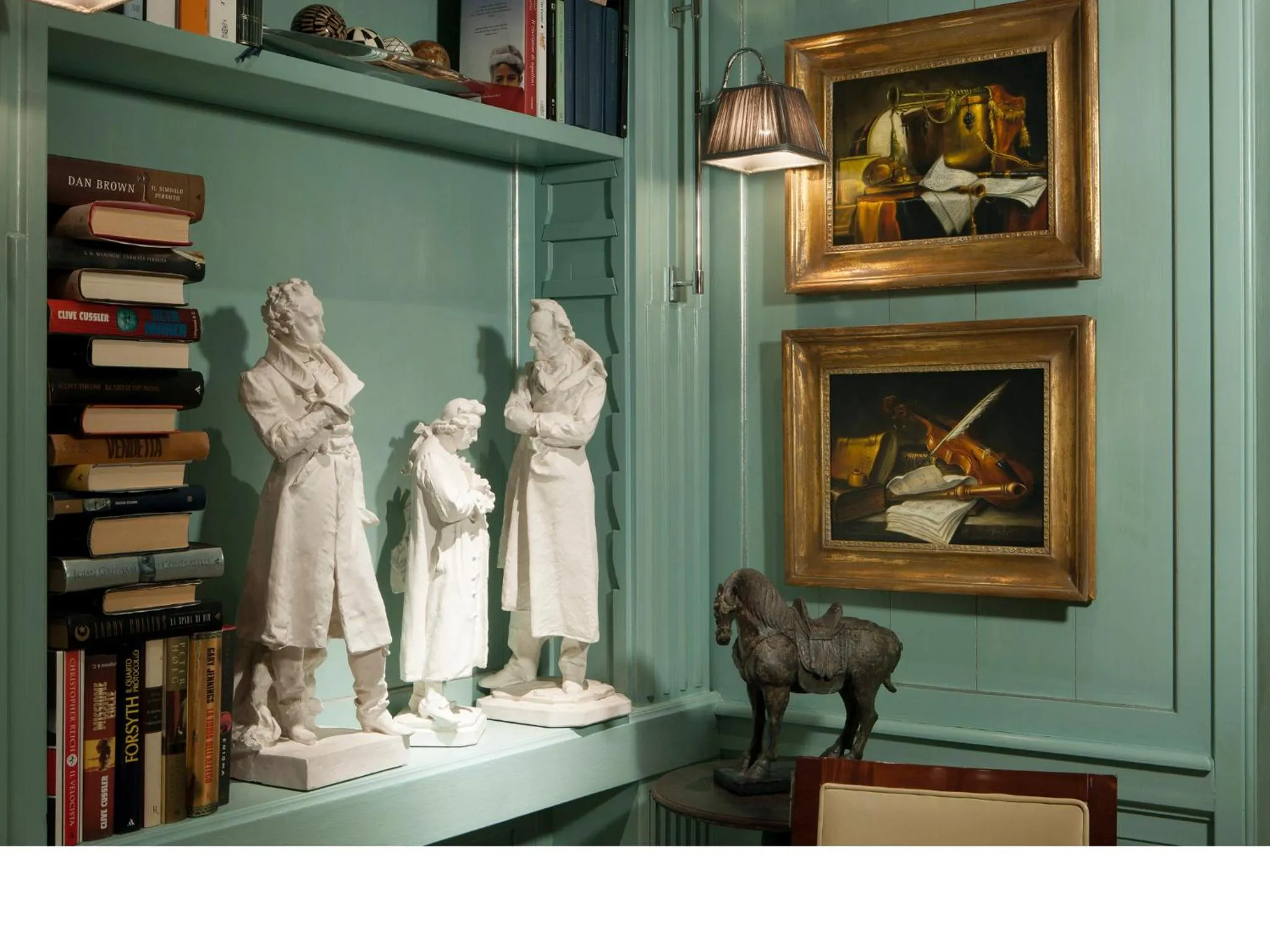 Decorative detail in Stendhal Hotel