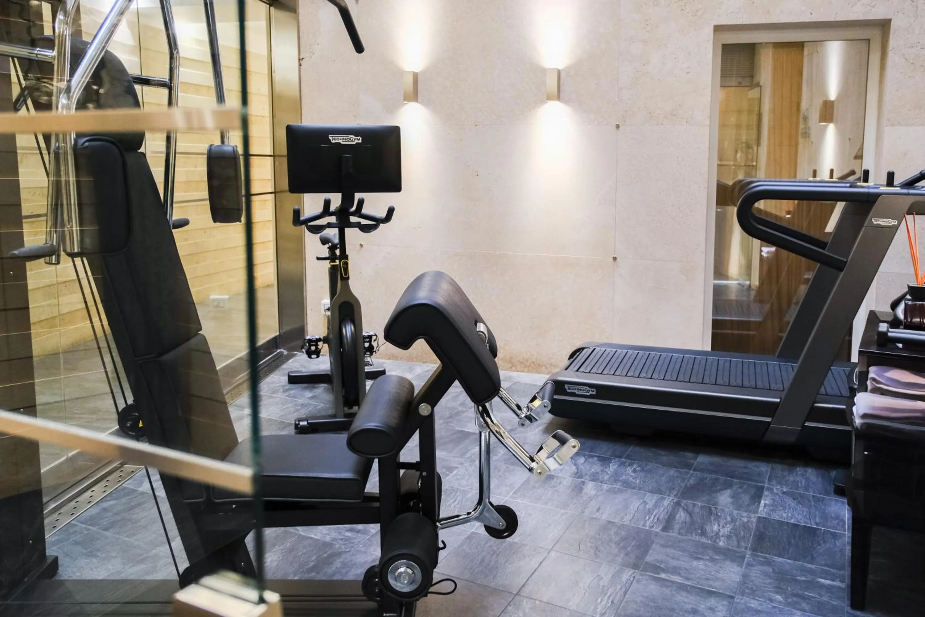 Fitness centre/facilities in Stendhal Hotel