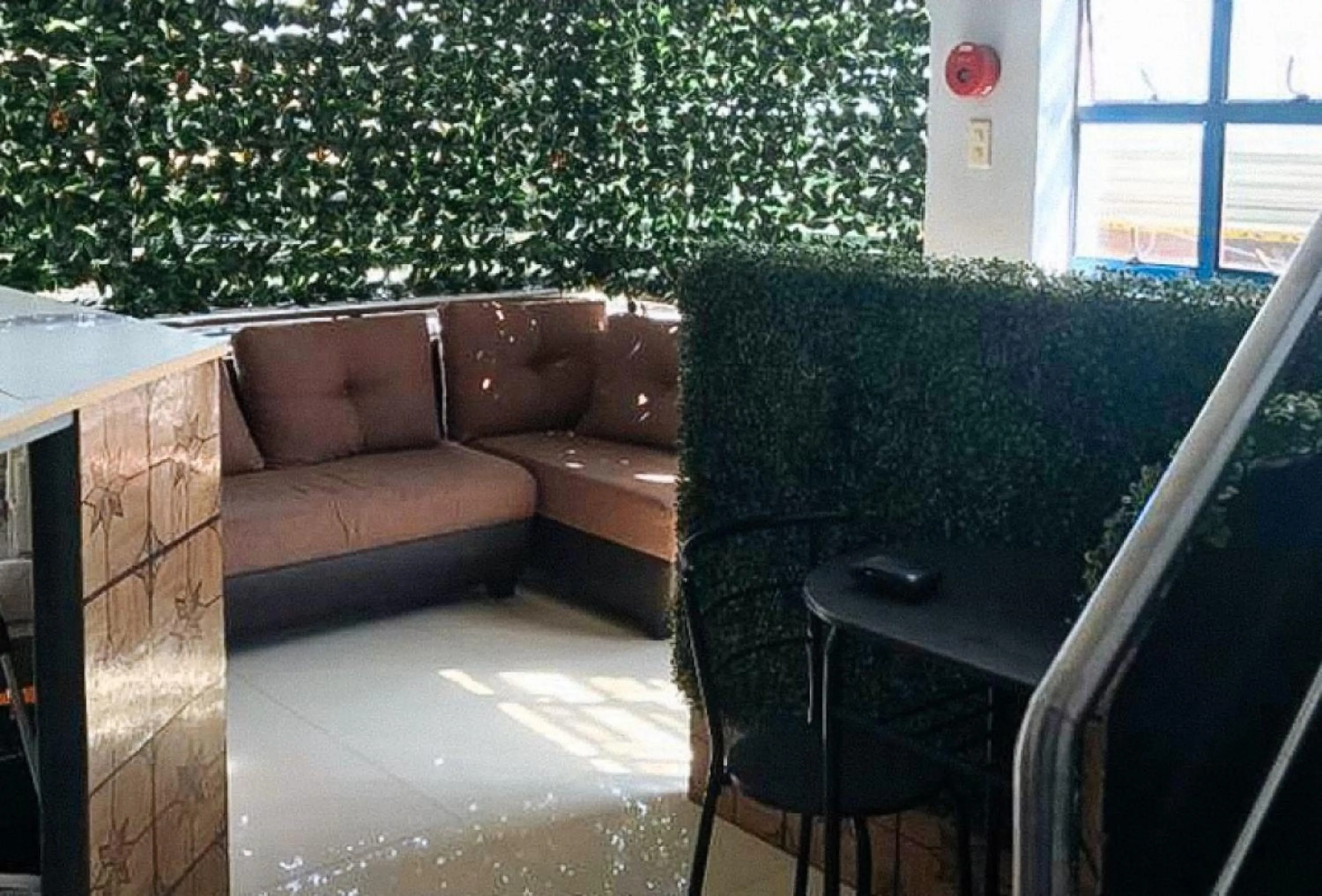 Lobby or reception in RedDoorz @ Catalina Pension House