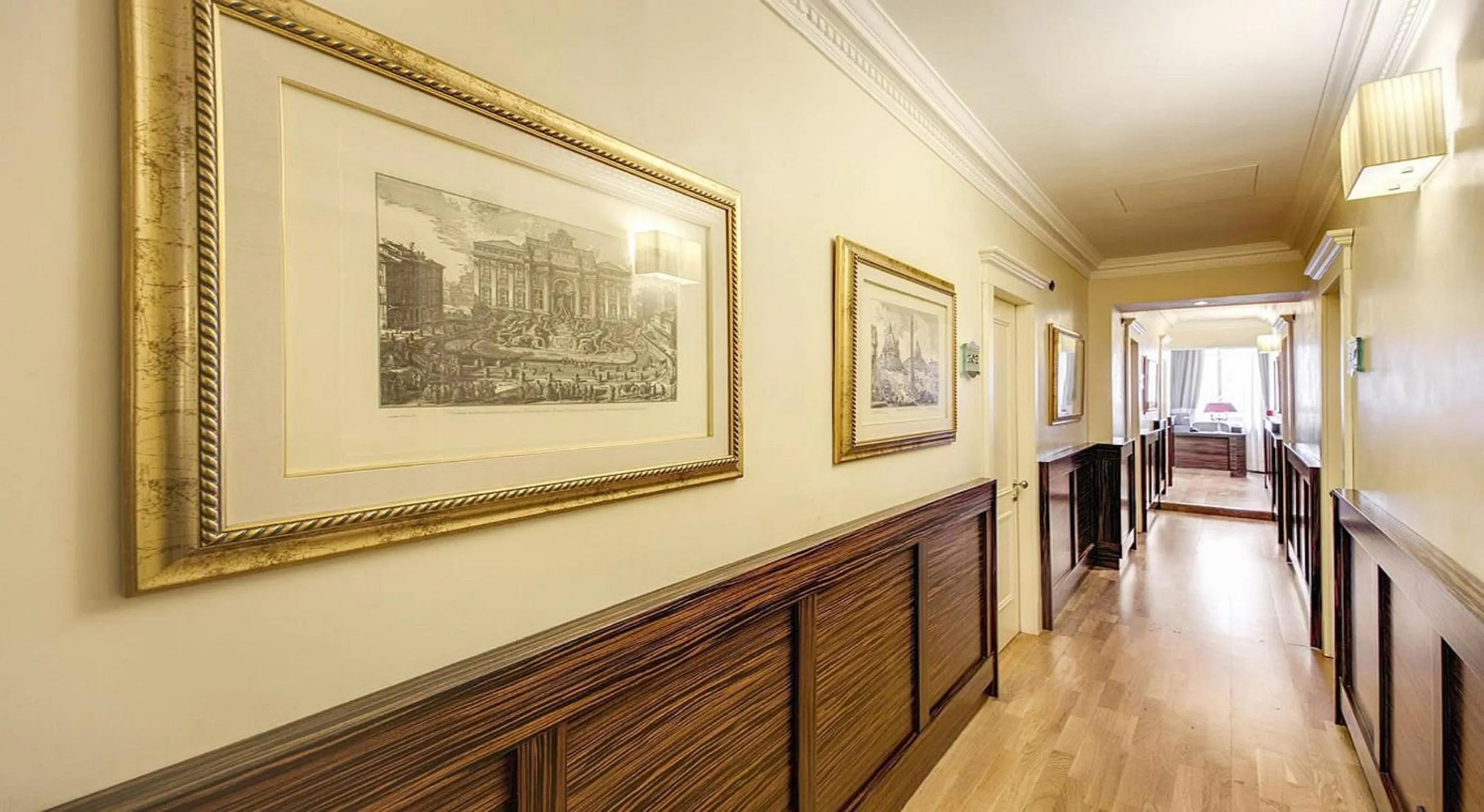 Lobby or reception in 939 Hotel