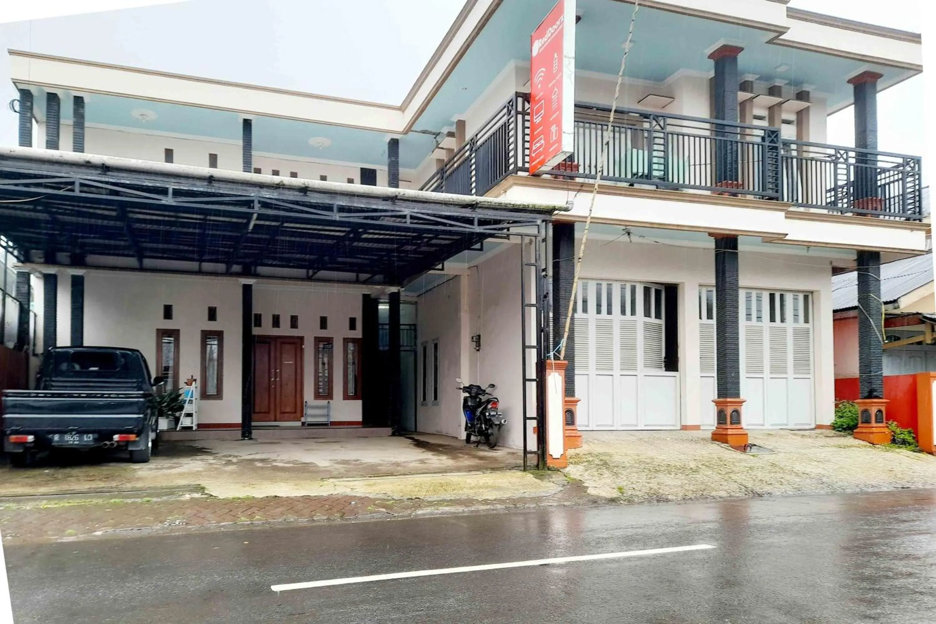 Property building in RedDoorz Syariah near Komplek Candi Arjuna Dieng 2