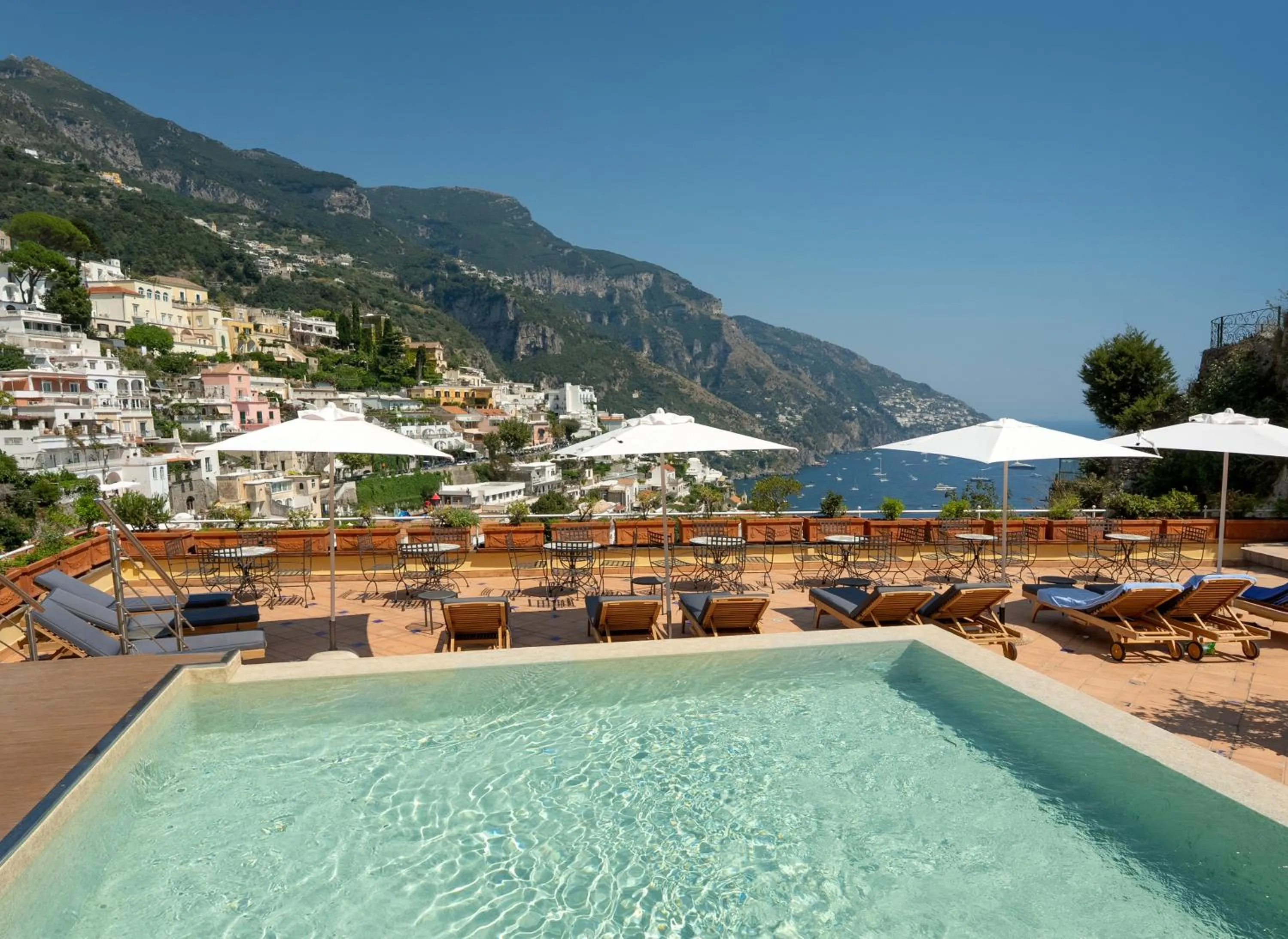 Swimming pool in Hotel Posa Posa