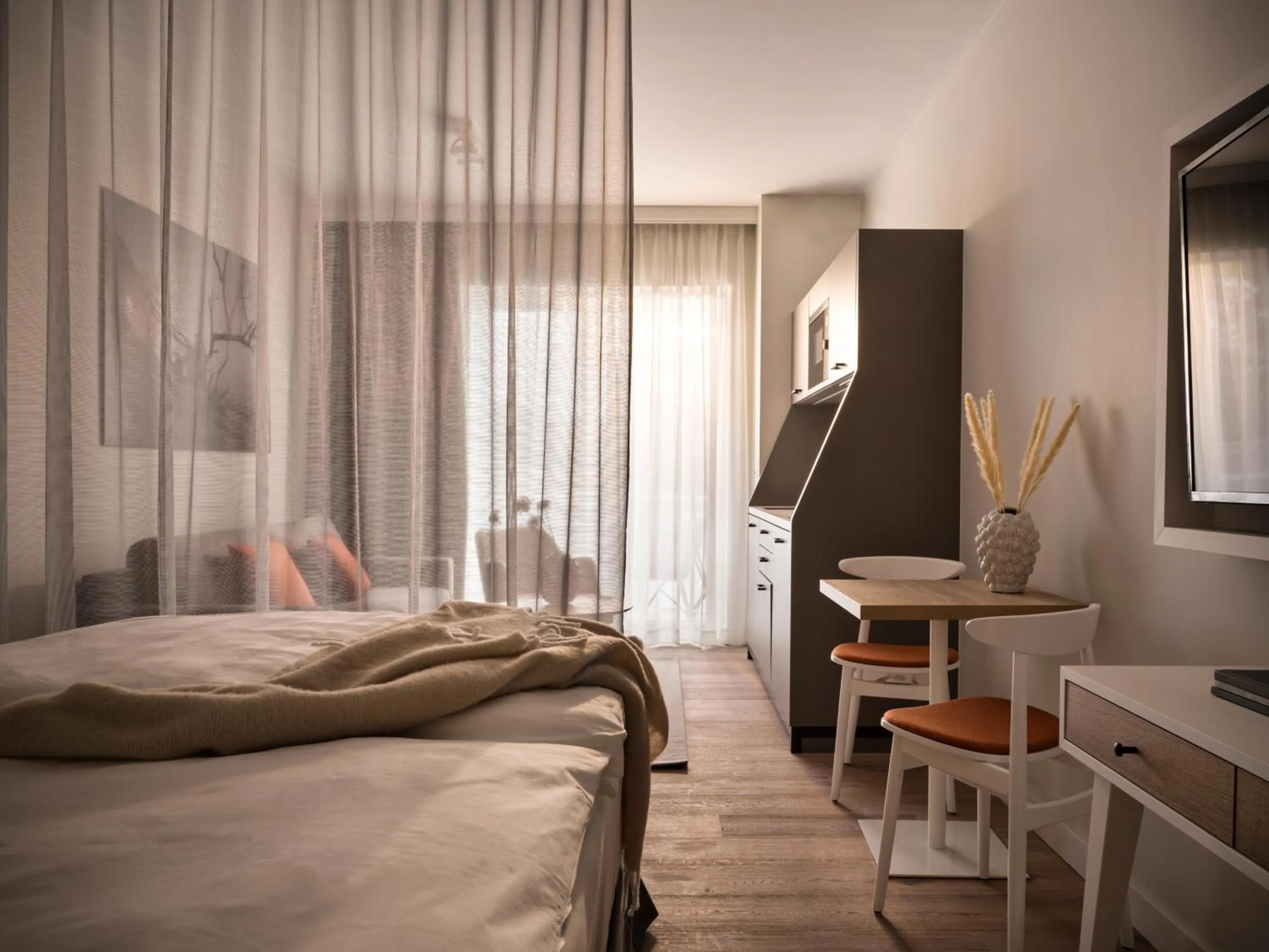 Living room, Bed in the breeze