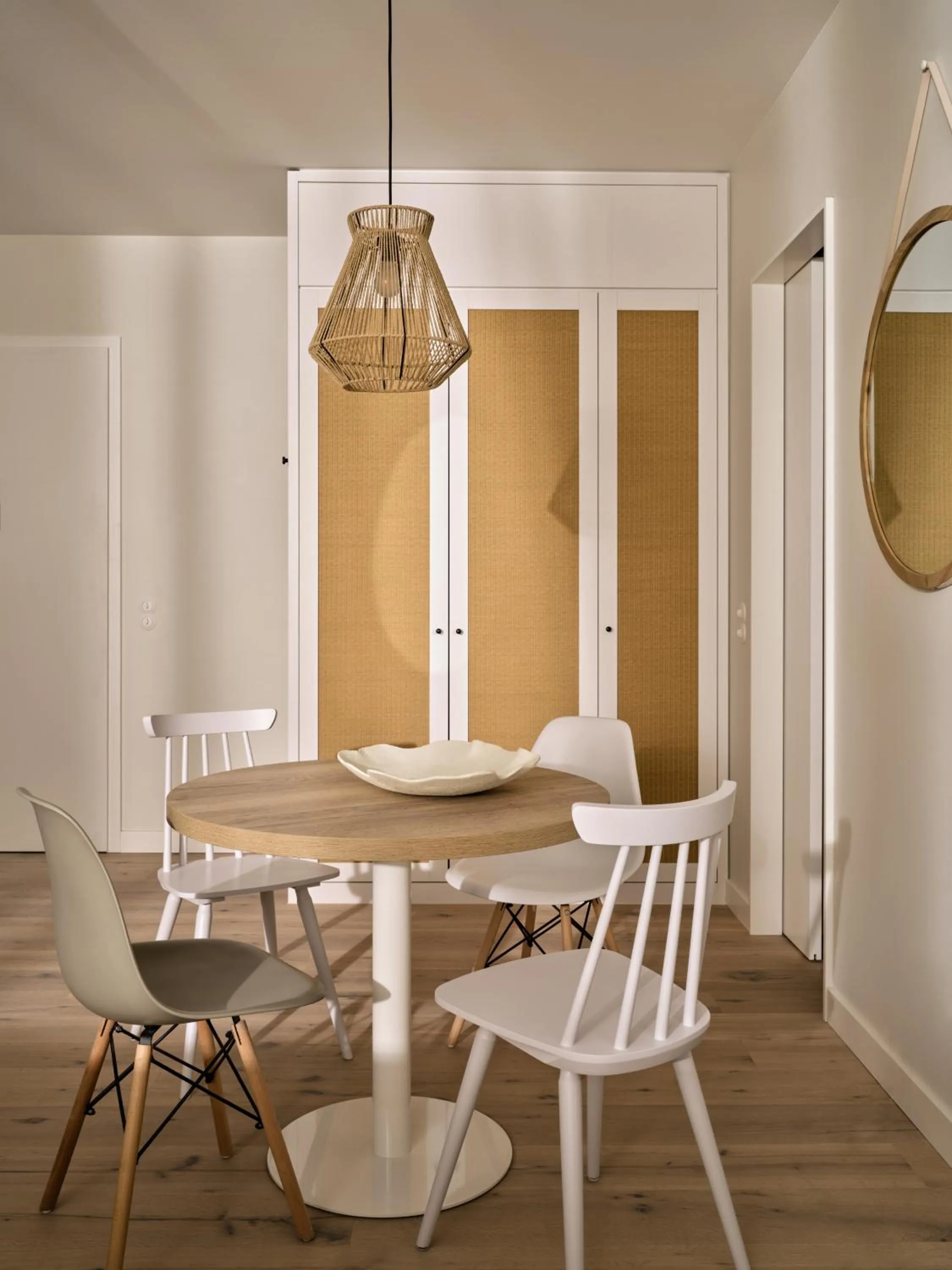 Dining area in the breeze