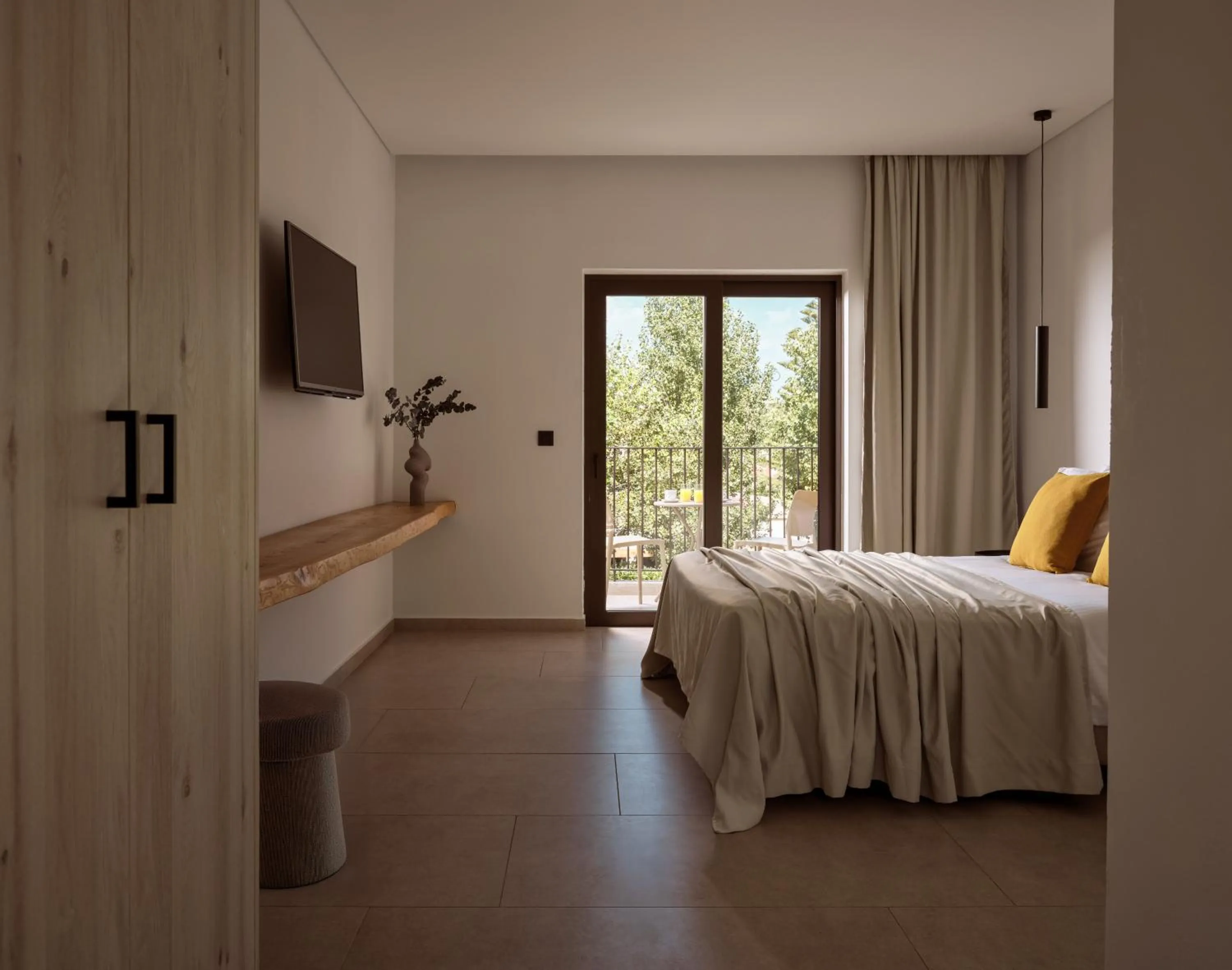 Photo of the whole room, Bed in New Beach Hotel