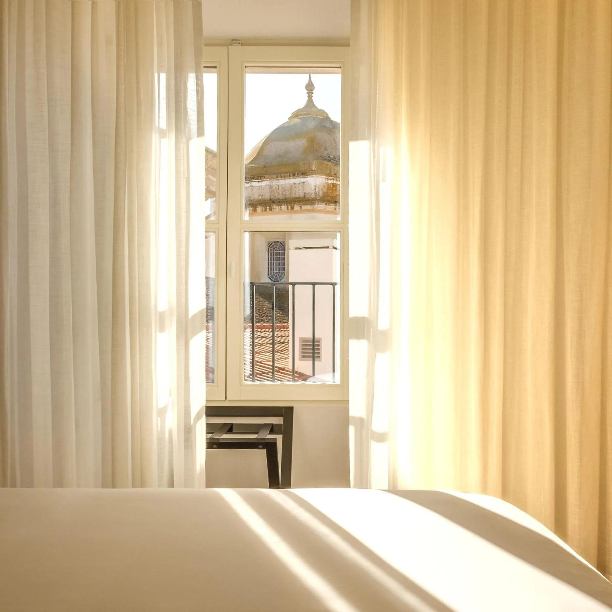 Bedroom, Bed in MouraSuites Hotel