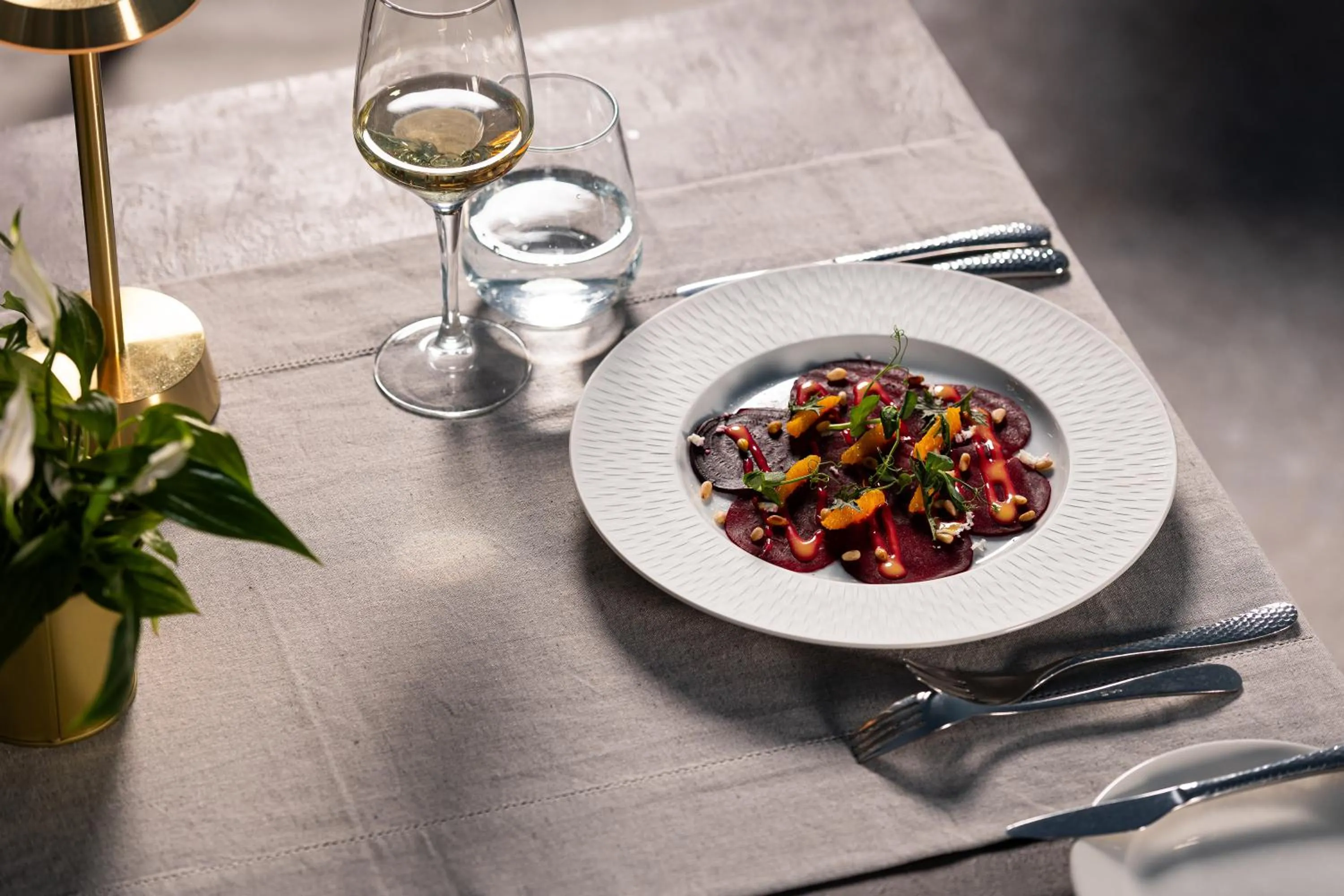 Restaurant/places to eat in Nautilux Rethymno by Mage Hotels