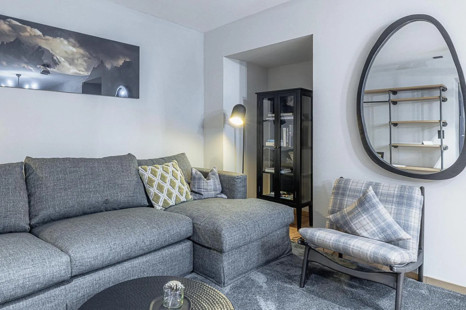 Living room in ALPINE INN Davos