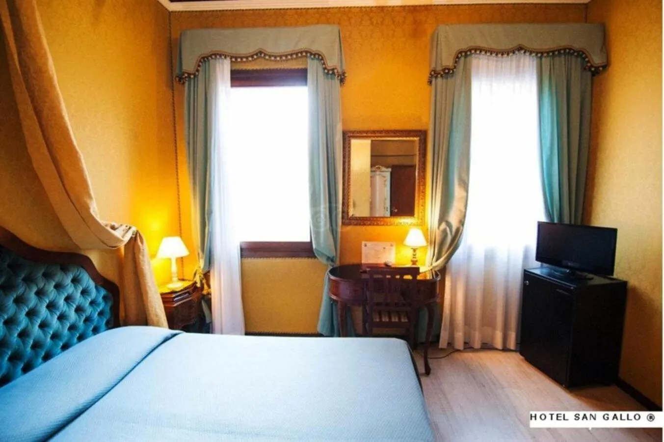 Photo of the whole room, Bed in H O T E L S A N G A L L O l