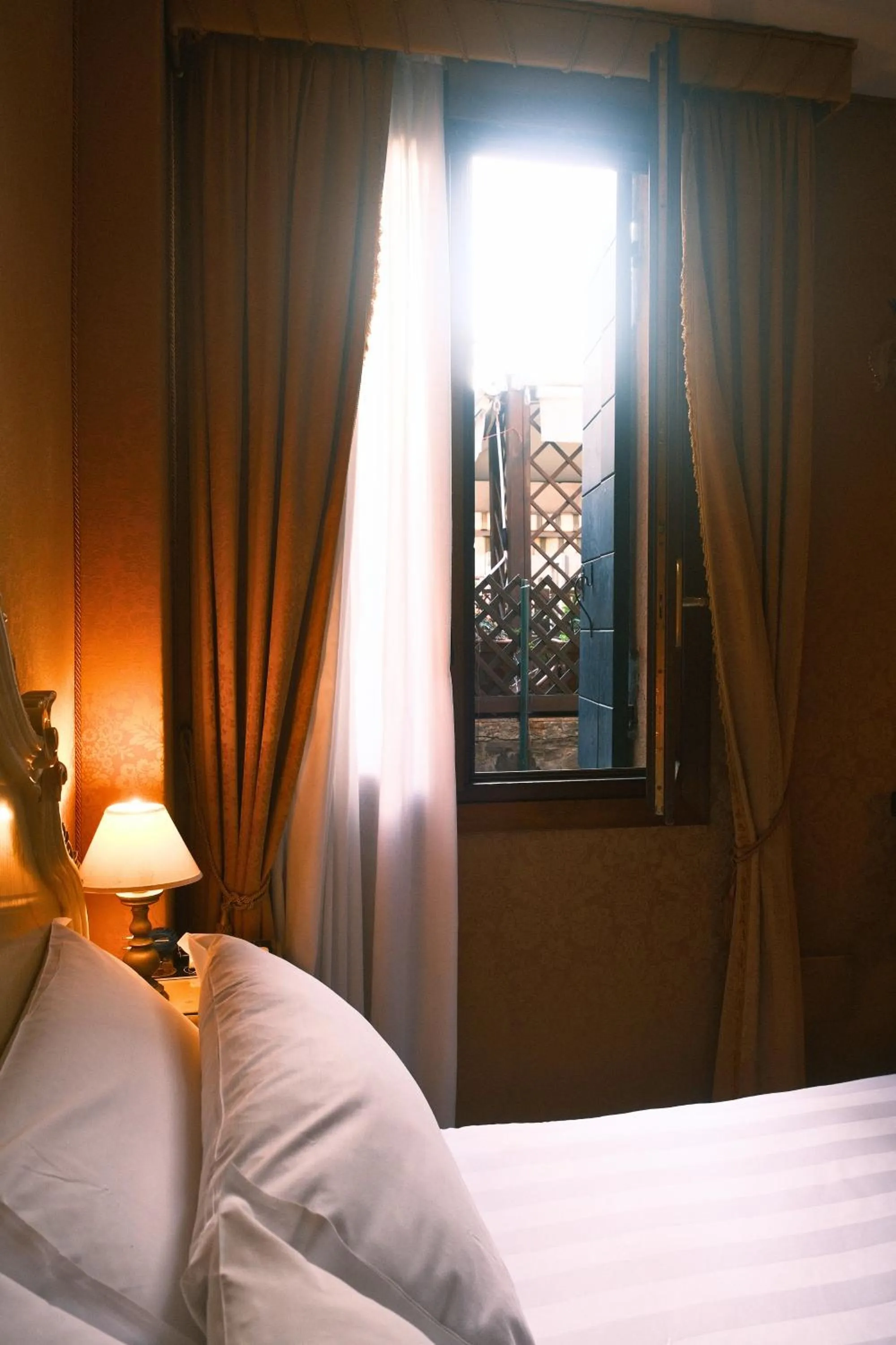 Photo of the whole room, Bed in H O T E L S A N G A L L O l