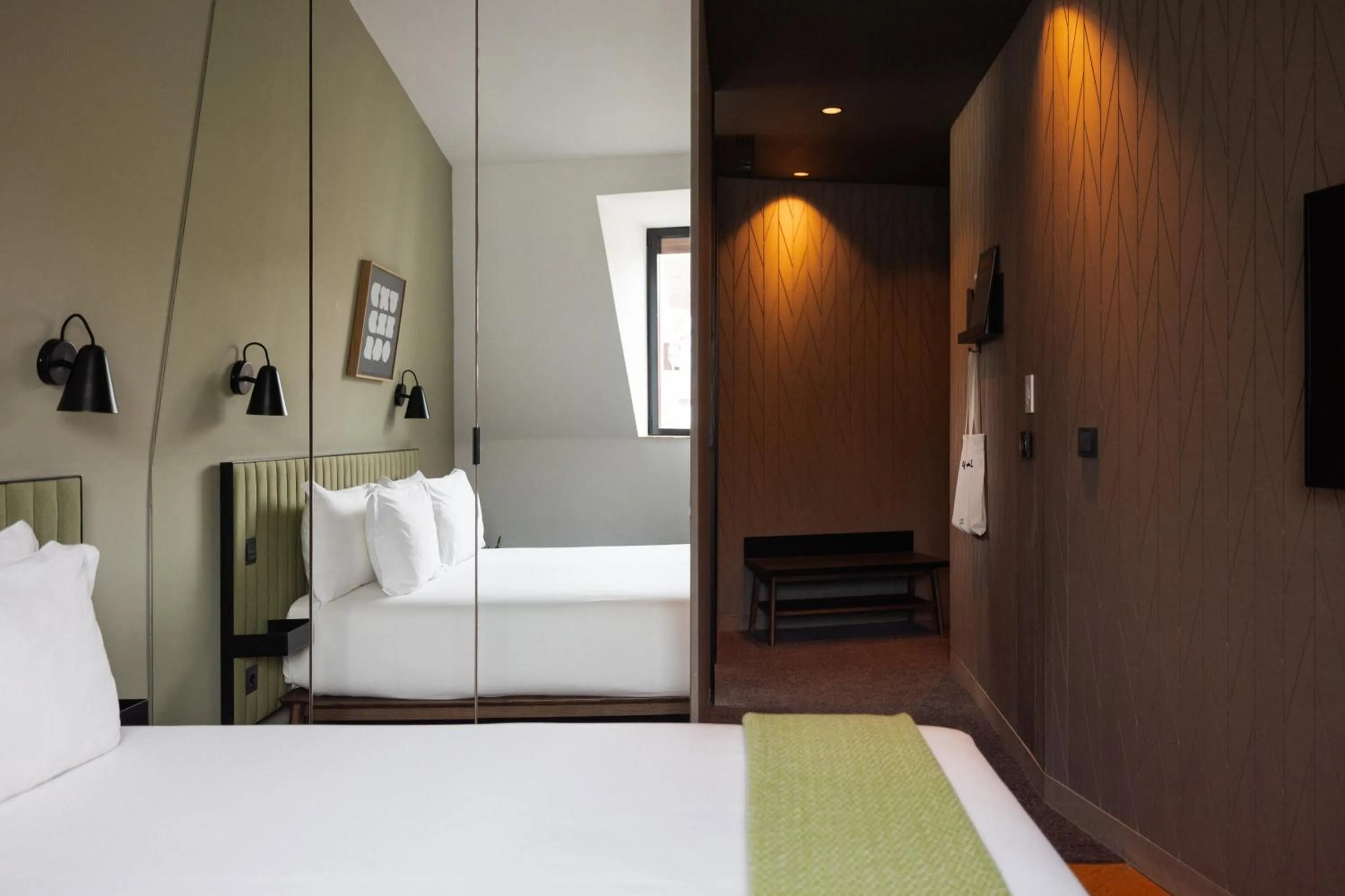 Bedroom, Bed in Hotel Hotel - Member of Design Hotels