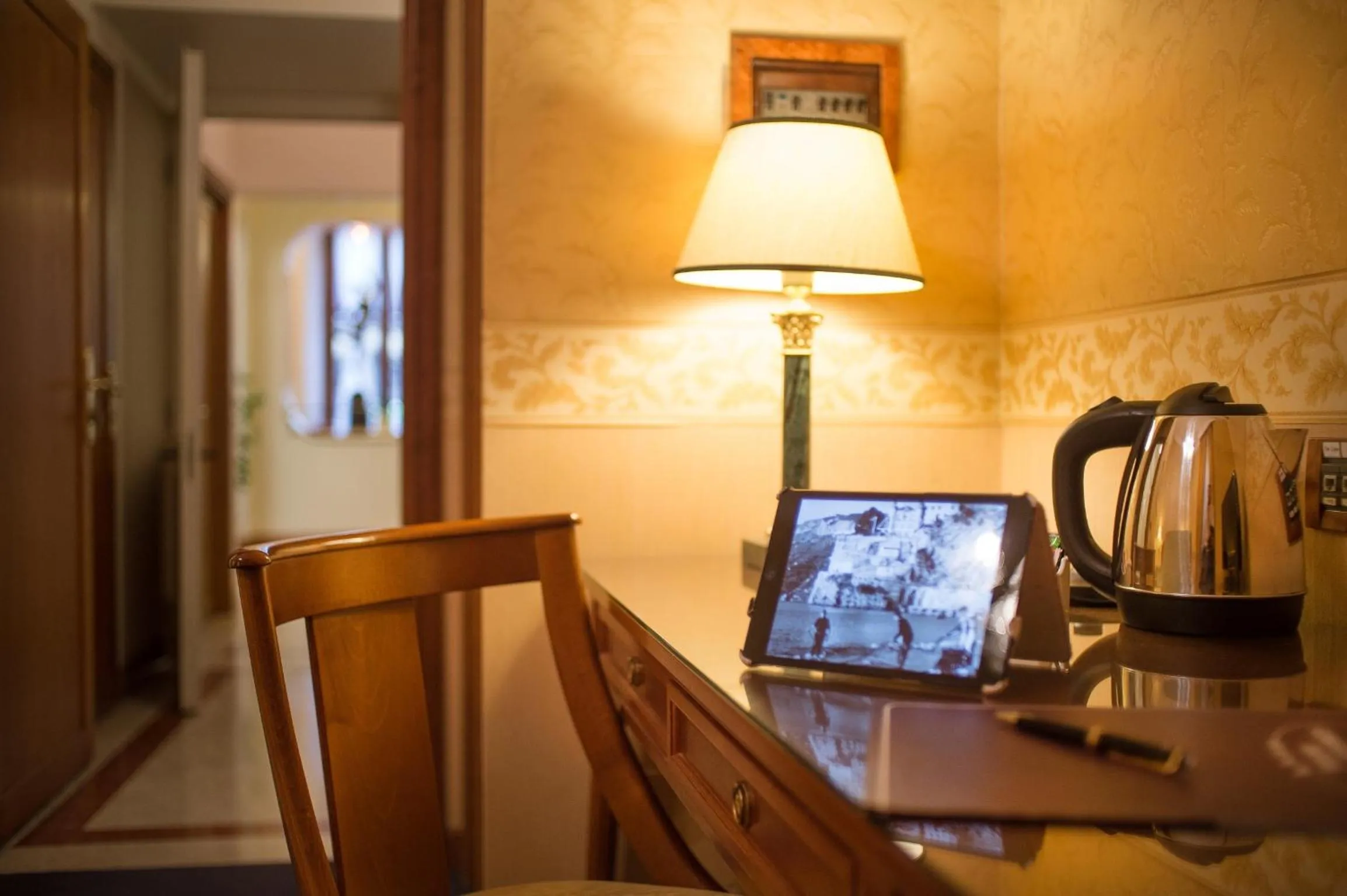 Decorative detail in Strozzi Palace Hotel