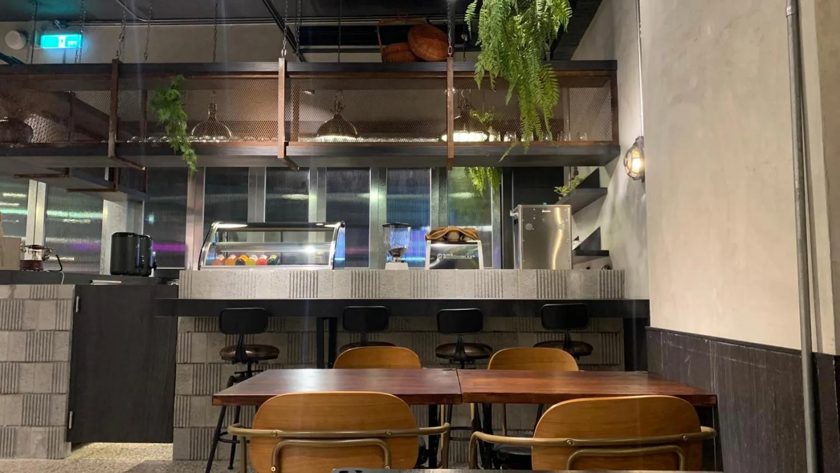 Restaurant/places to eat in The Retro Tai-Pan