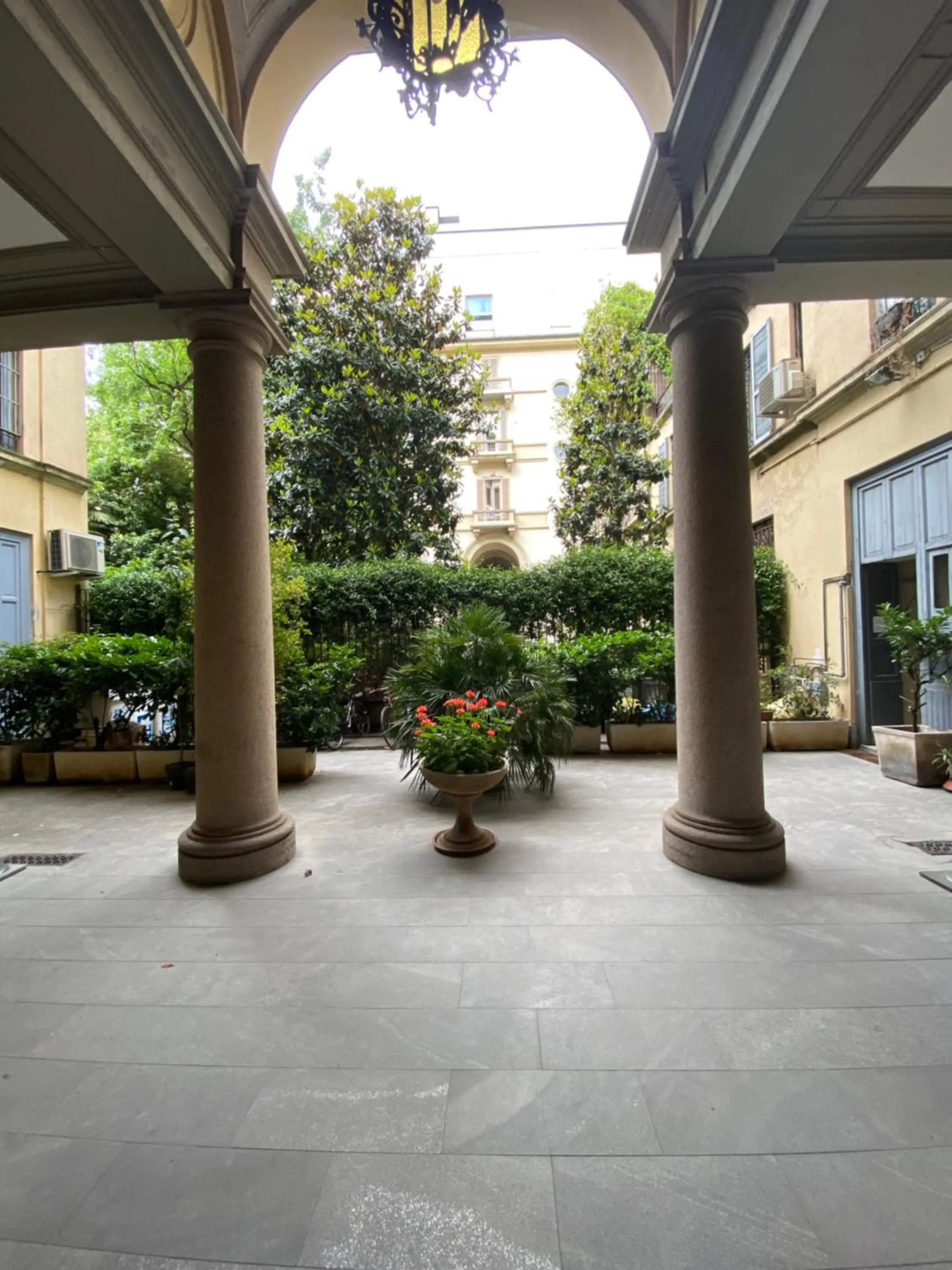 Patio in Hotel Atena