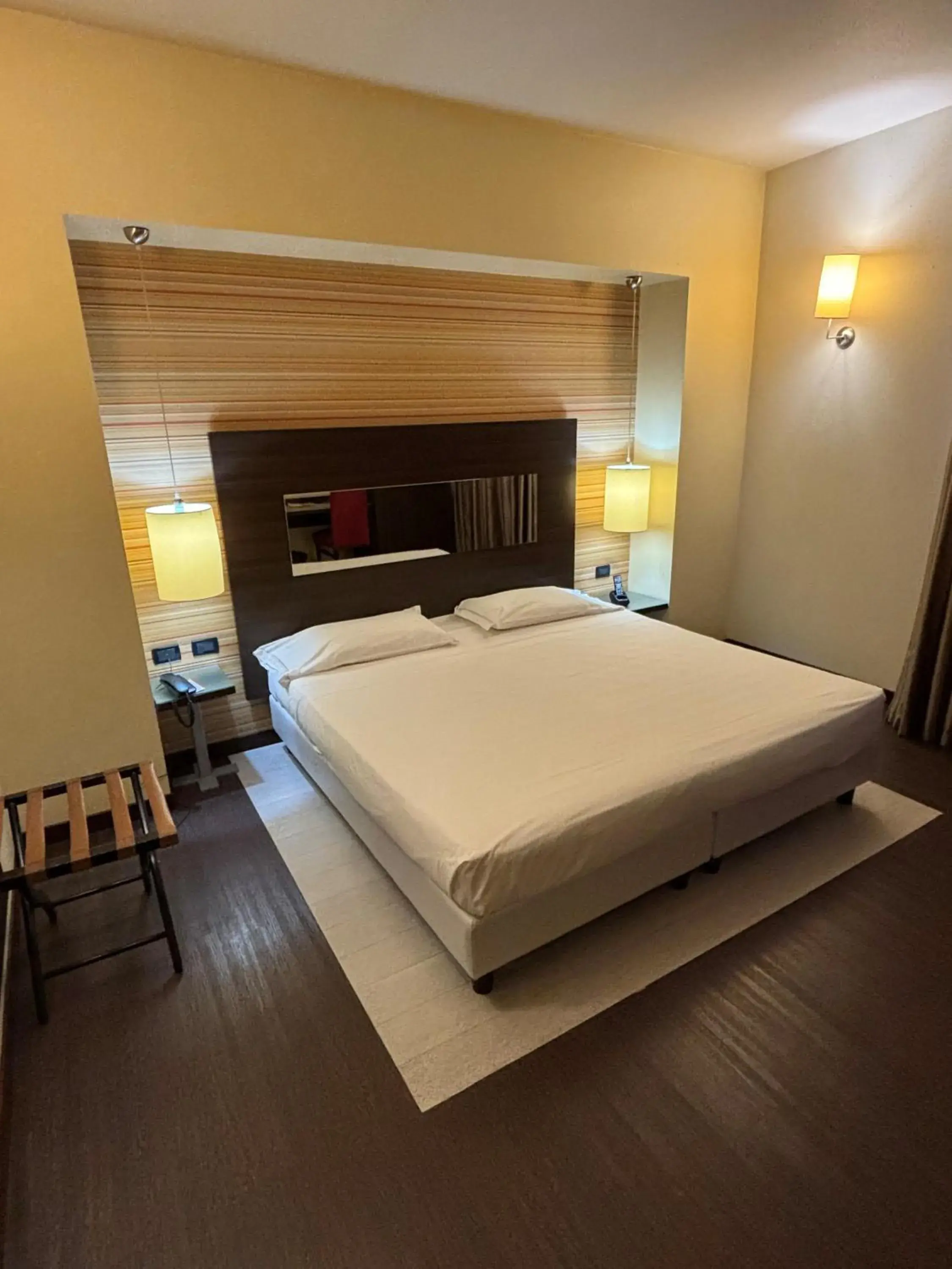 Small Double Room in Hotel Fiera Wellness & Spa Small Double Room in Hotel Fiera Wellness & Spa